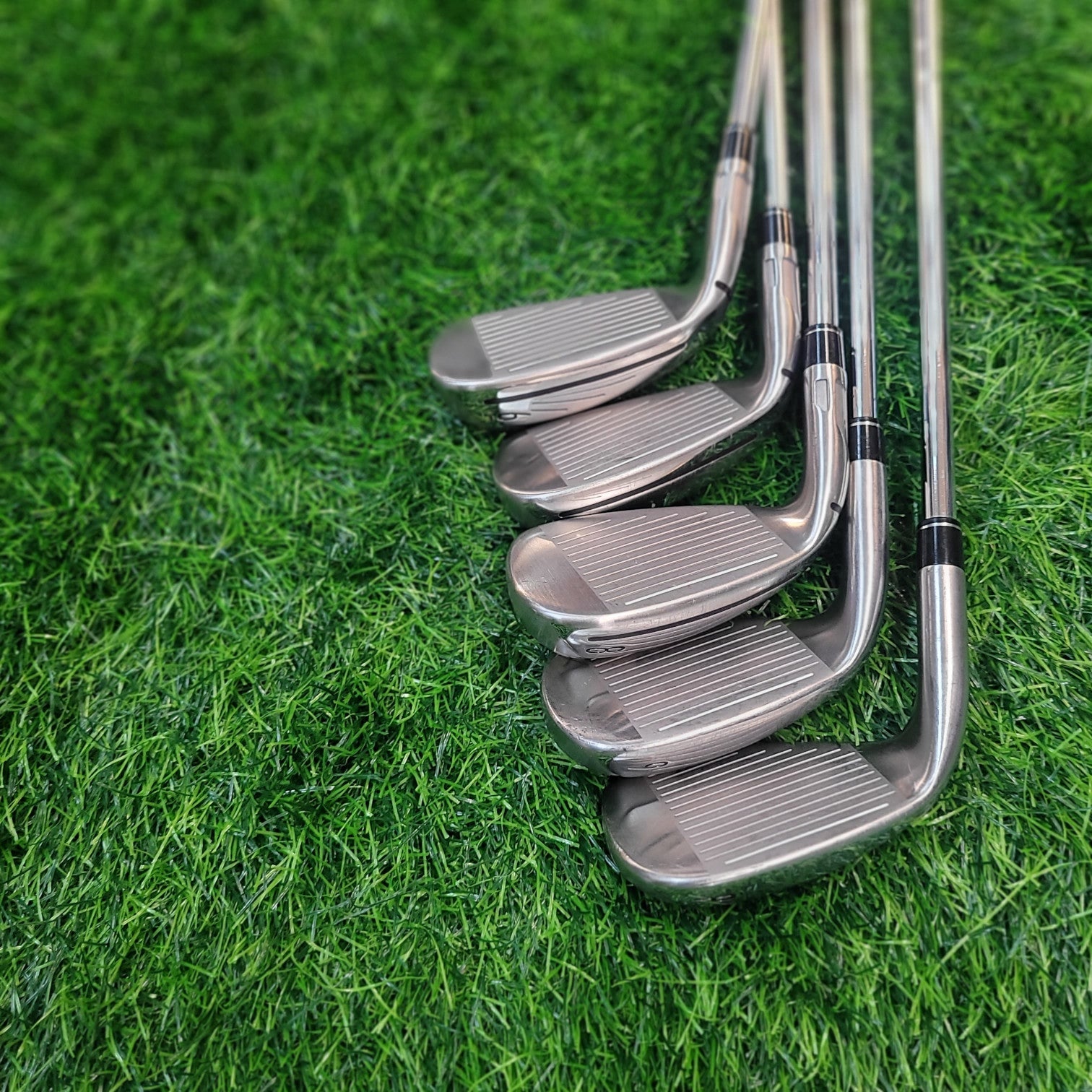 TaylorMade Iron Set / Stealth HD / 5pcs / S