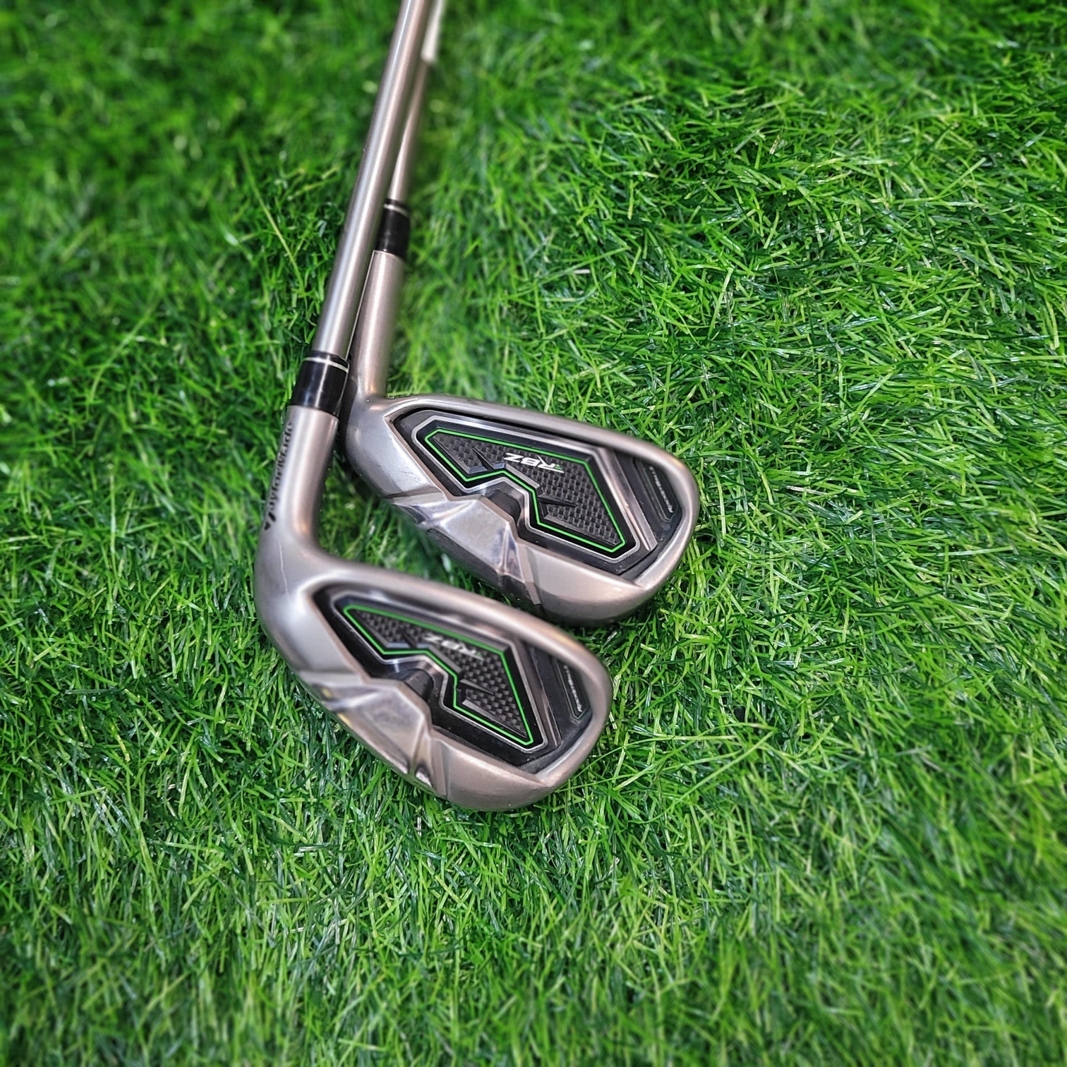 TaylorMade Iron Set / RBZ / 5 pcs / Women / L
