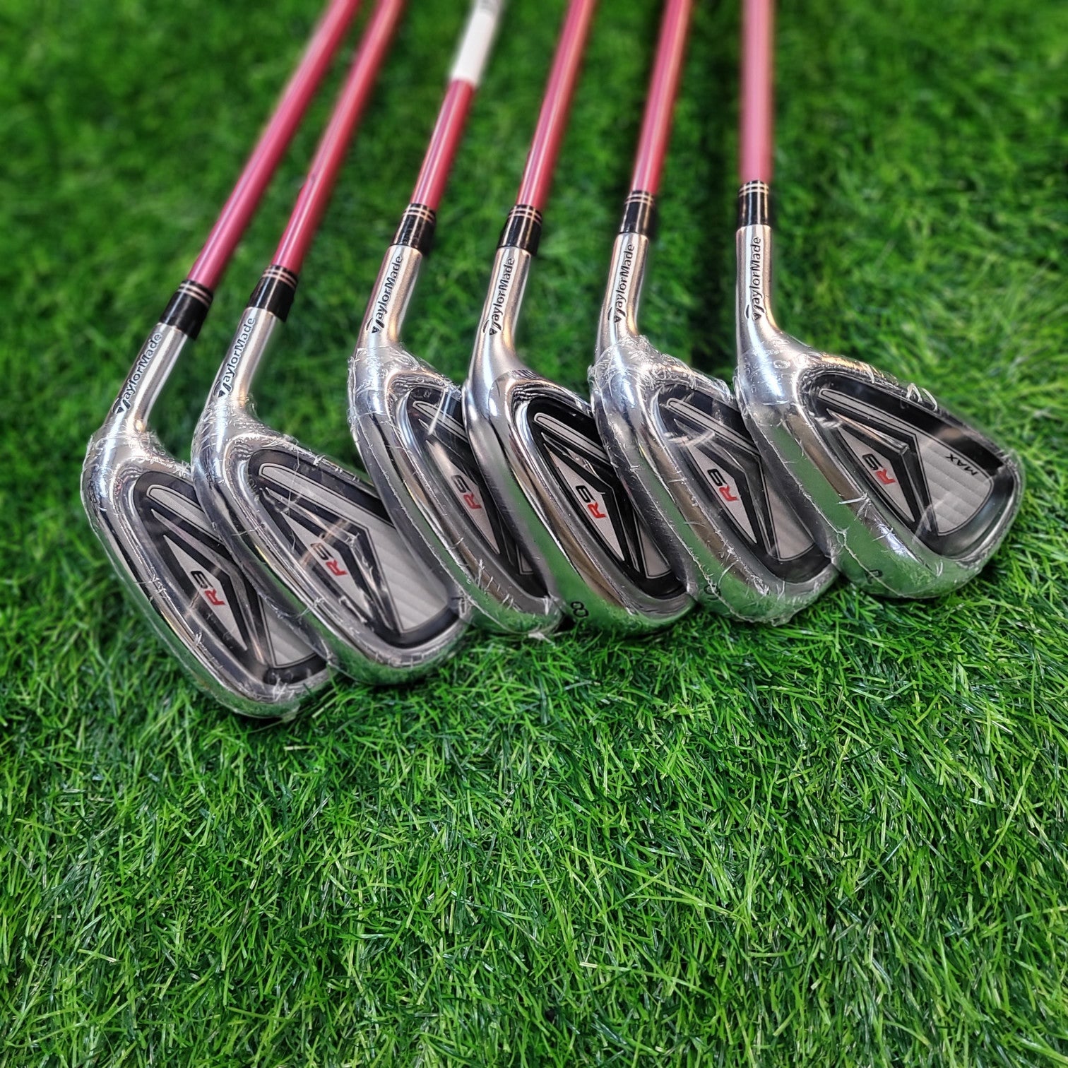 TaylorMade Iron Set / R9 MAX / 6 pcs / Women