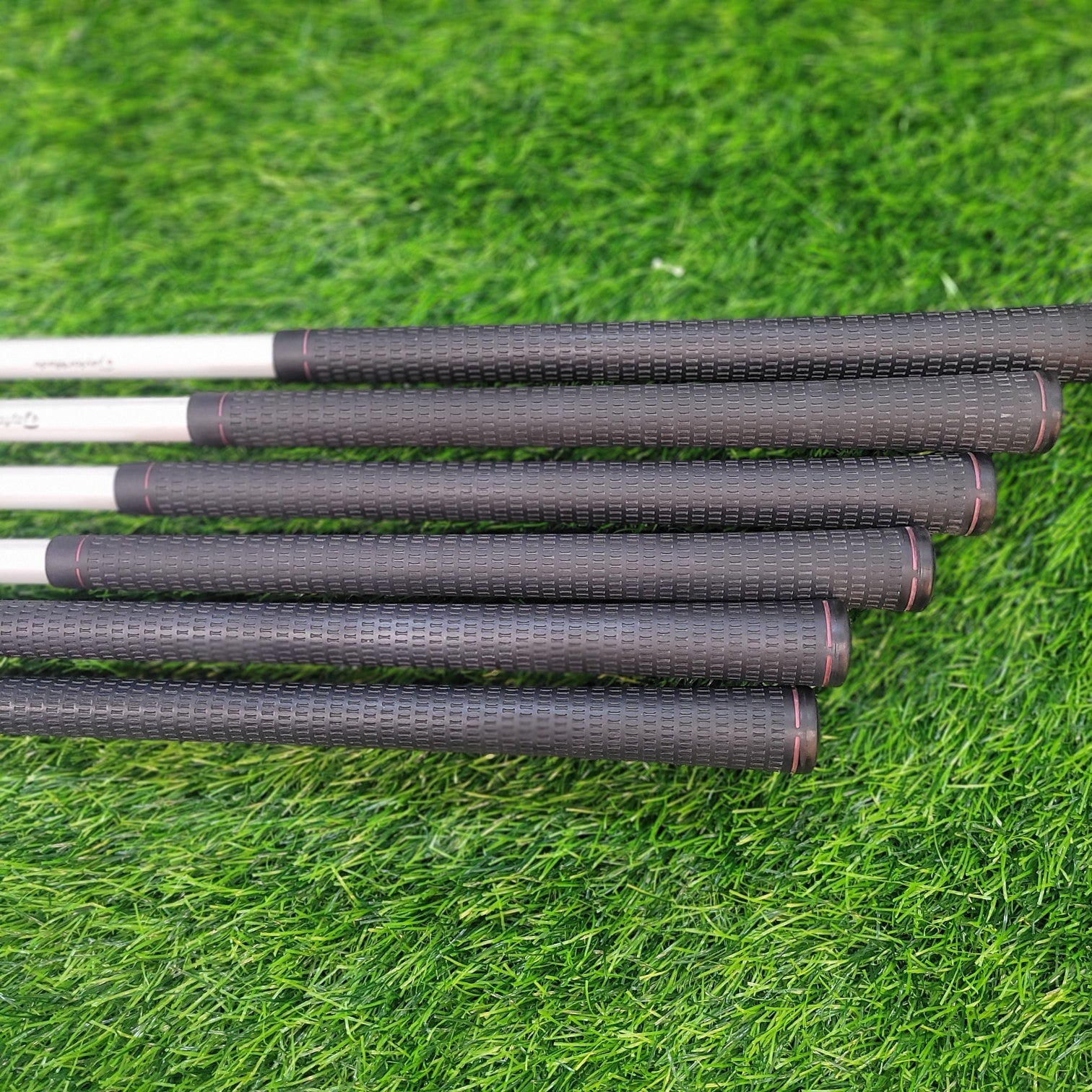 TaylorMade Iron Set / R9 MAX / 6 pcs / Women