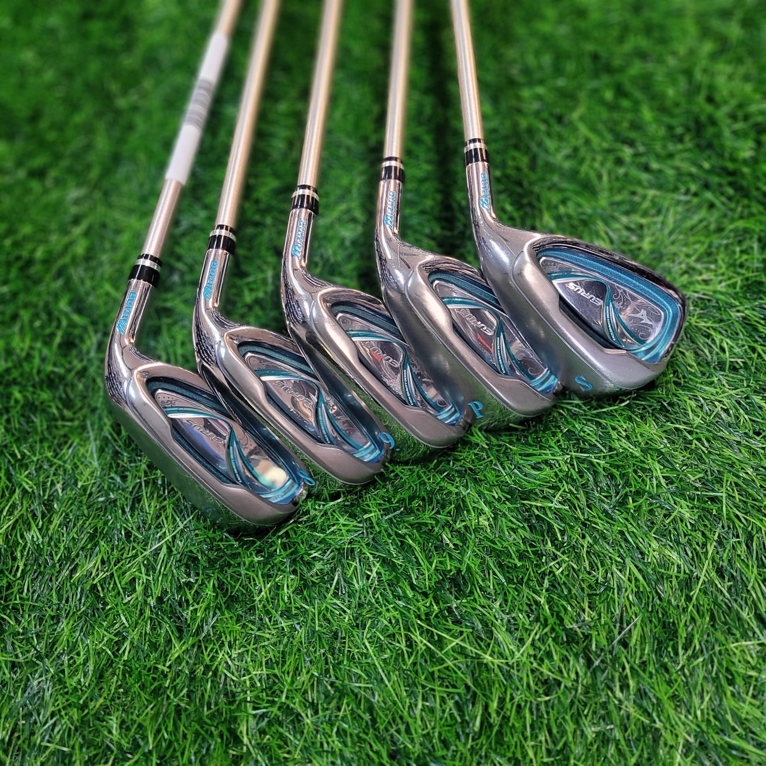Mizuno Iron Set / EURUS Blue / 5 pcs / Women / L