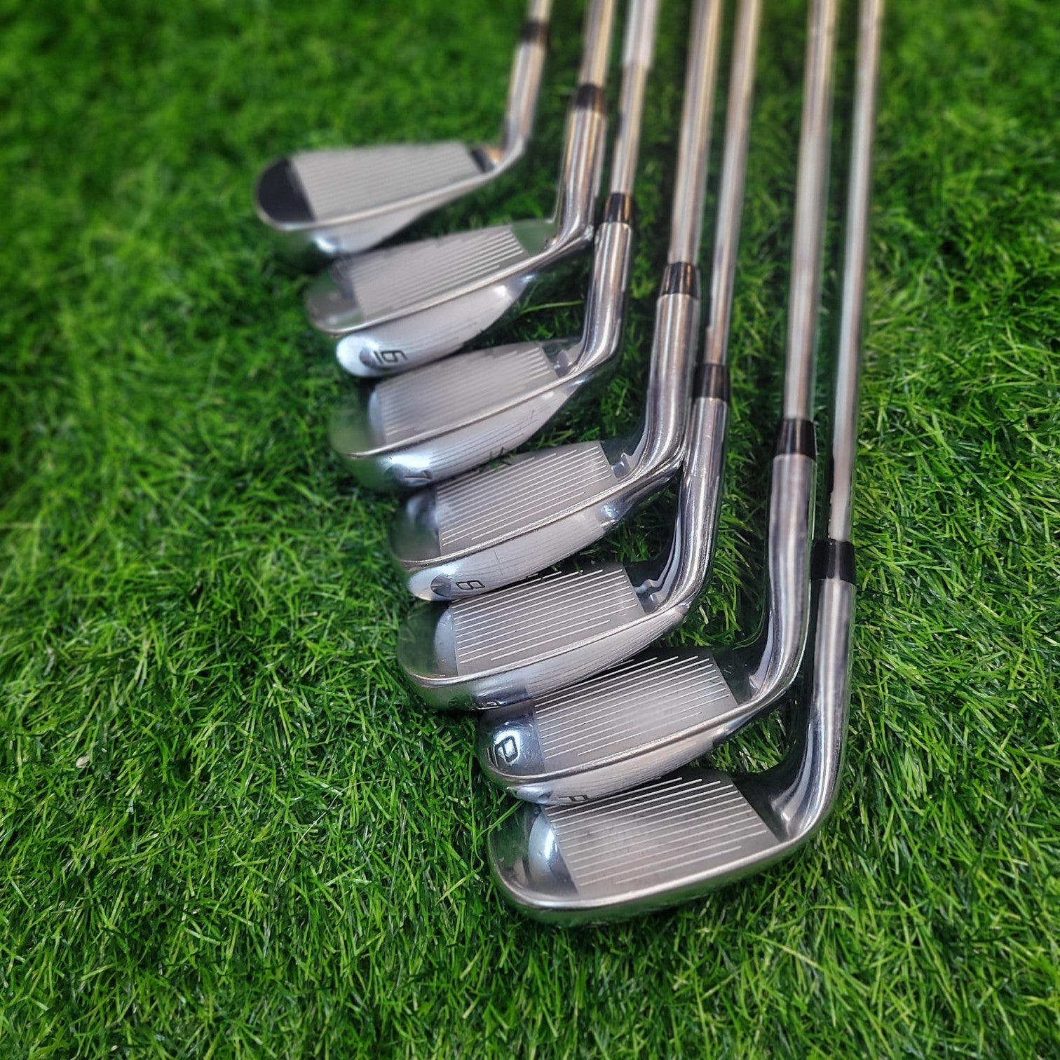 COBRA Iron Set / KING F9 / 7 pcs / R