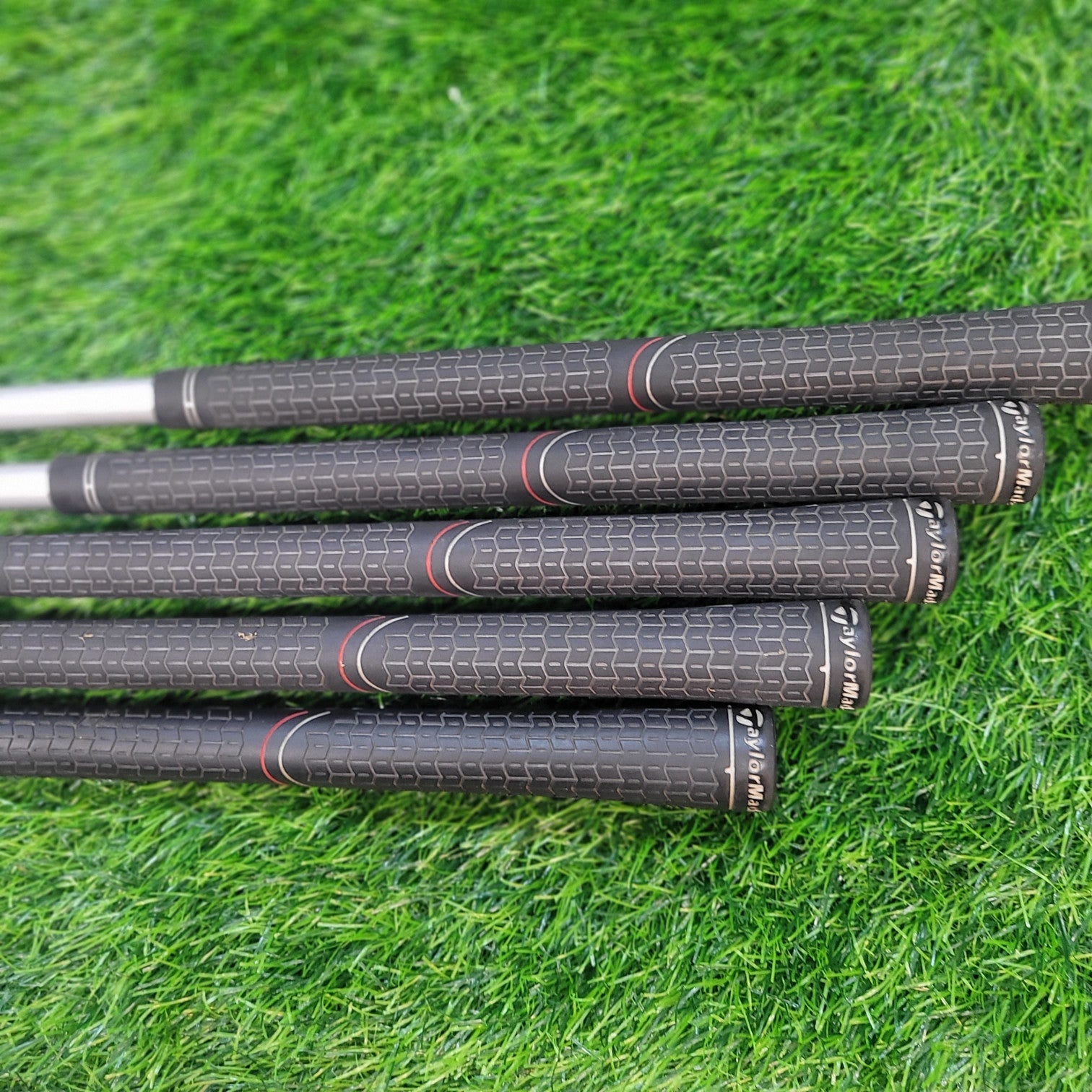TaylorMade Iron Set / BURNER / 5pcs / R