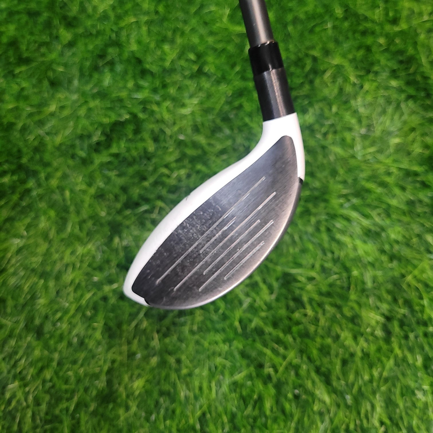 TaylorMade Hybrid / RBZ / 4H / USA / 22.0° / R