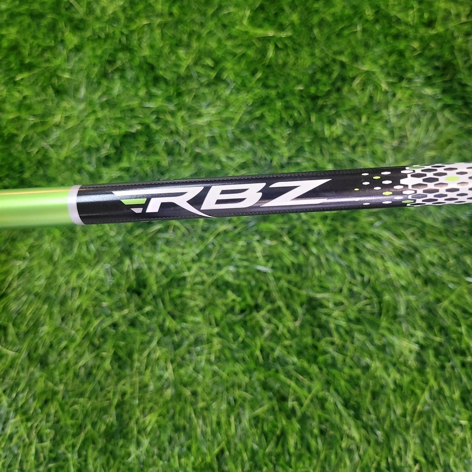 TaylorMade Hybrid / RBZ / 4H / USA / 22.0° / R