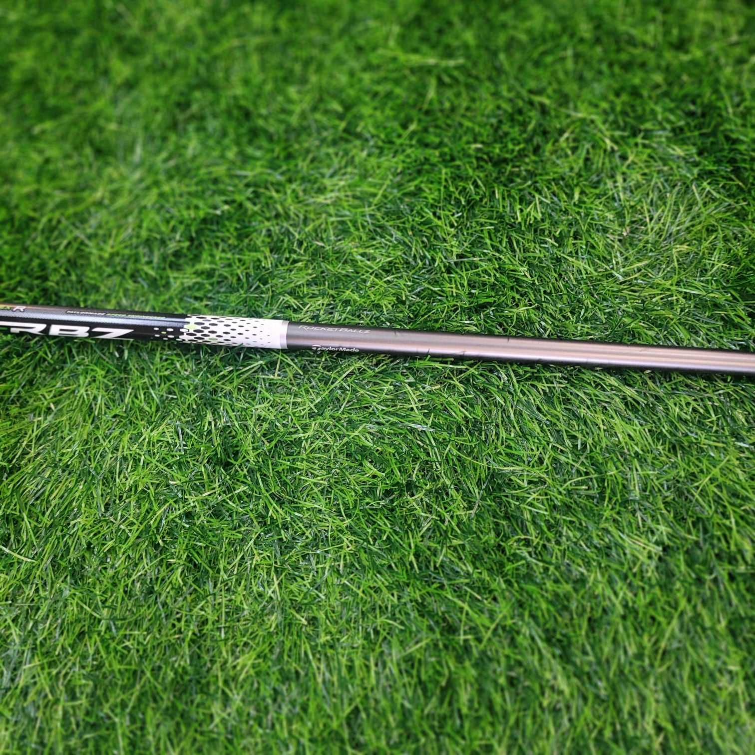 TaylorMade Hybrid / RBZ / 4H / USA / 22.0° / R