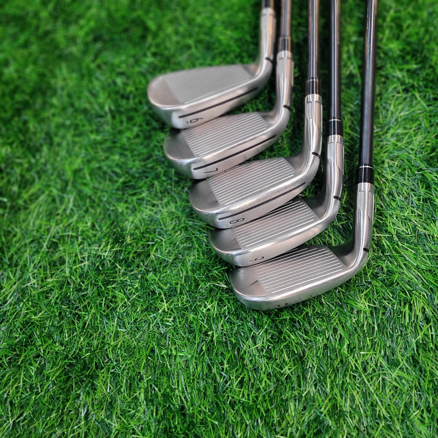 TaylorMade Iron Set / Stealth / 5pcs / R