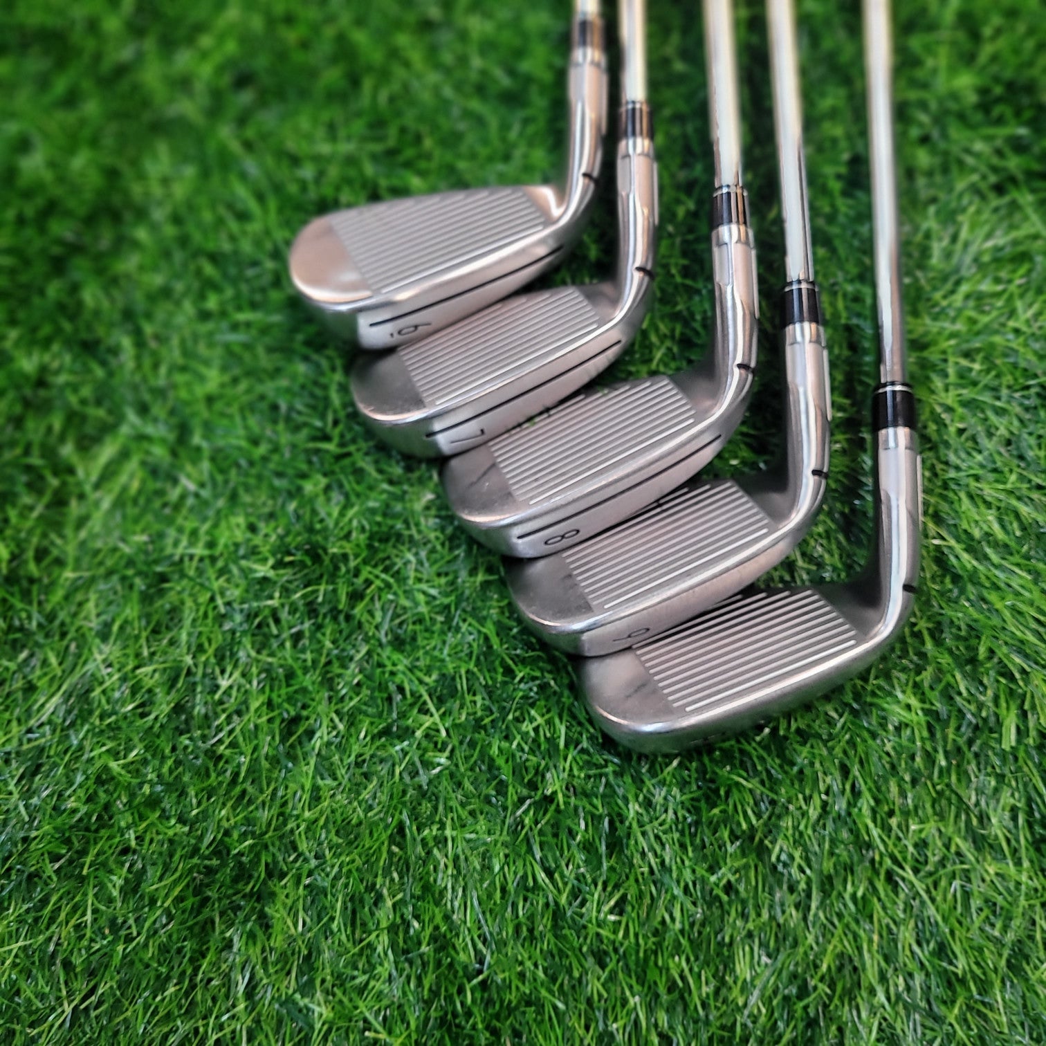 TaylorMade Iron Set / Stealth / 5pcs / R