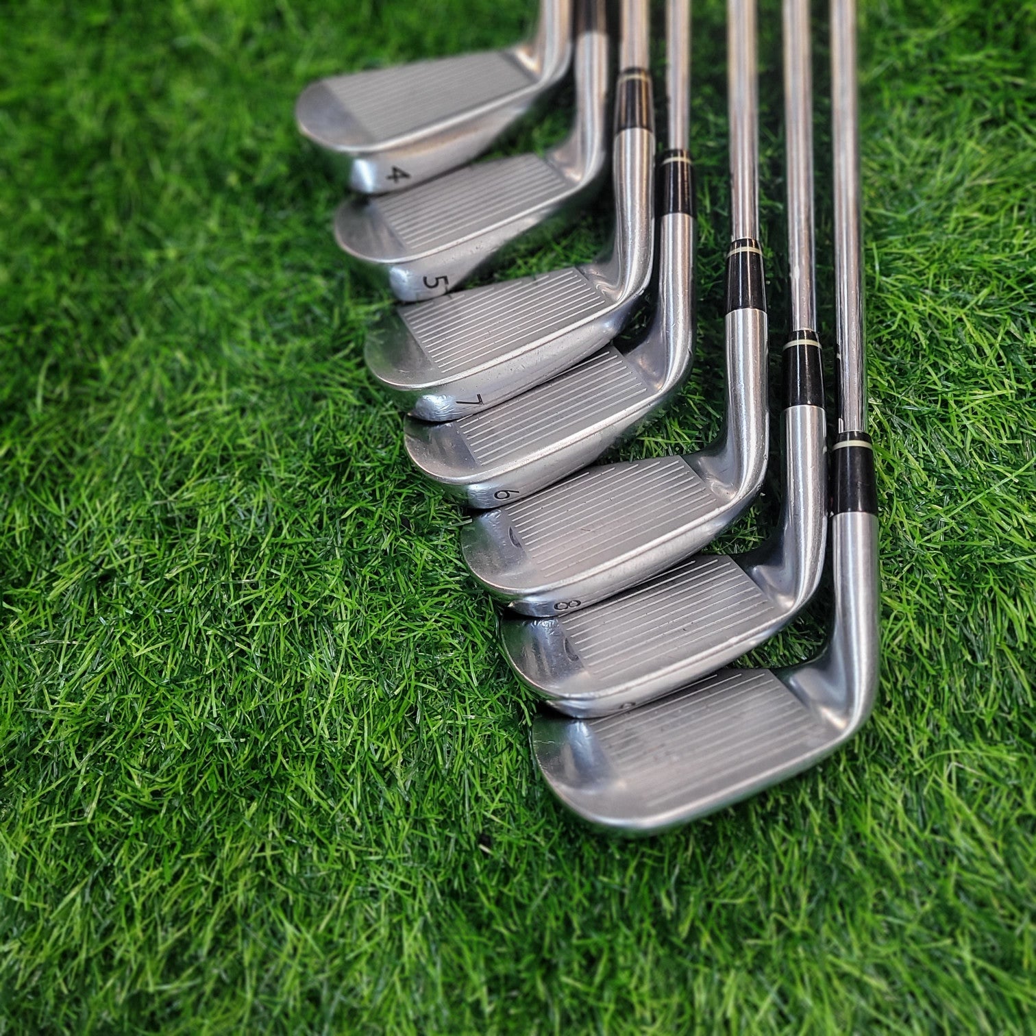 PRGR Iron Set / 910 Forged / 7pcs / R