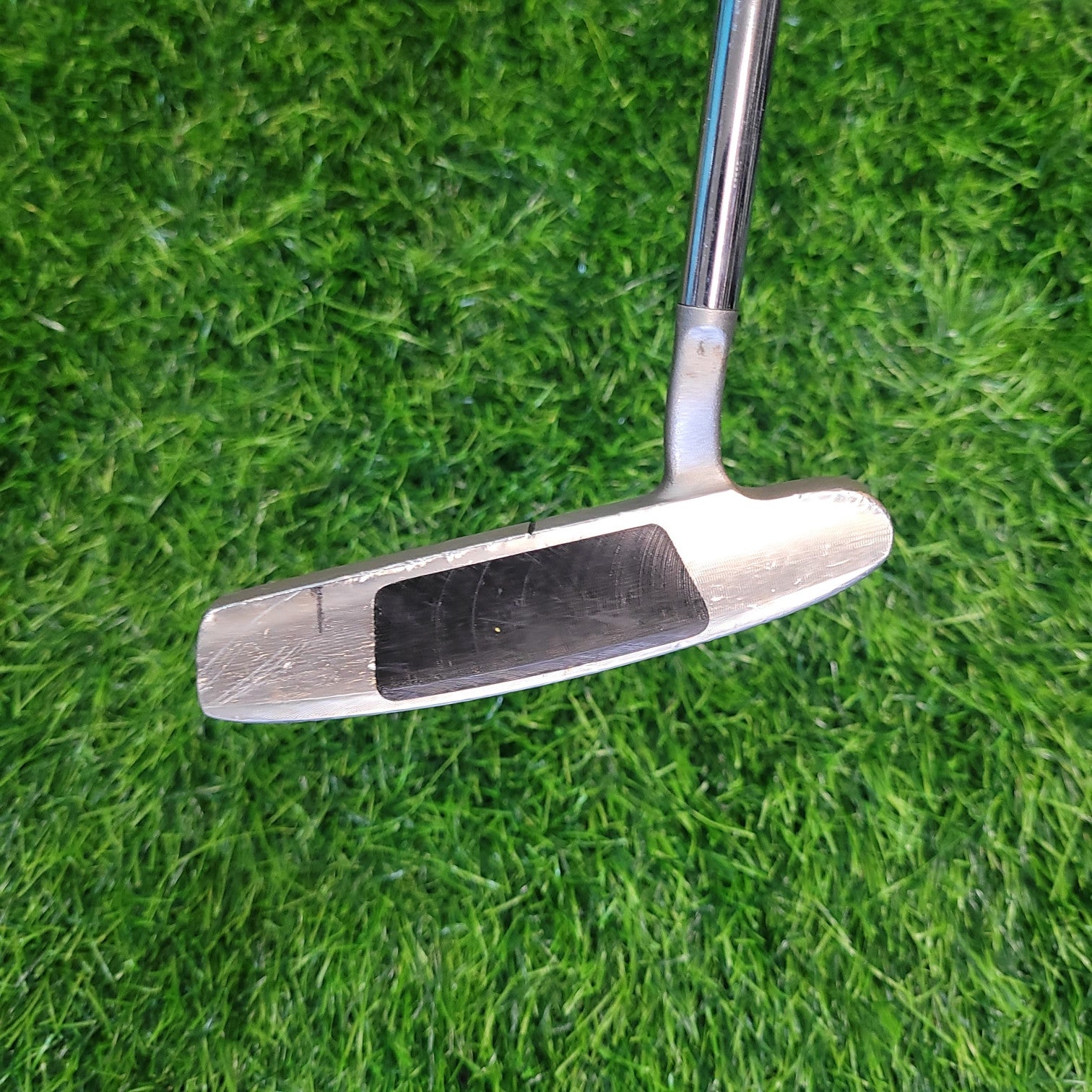 Odyssey Putter / Duel Force 664 / 35"