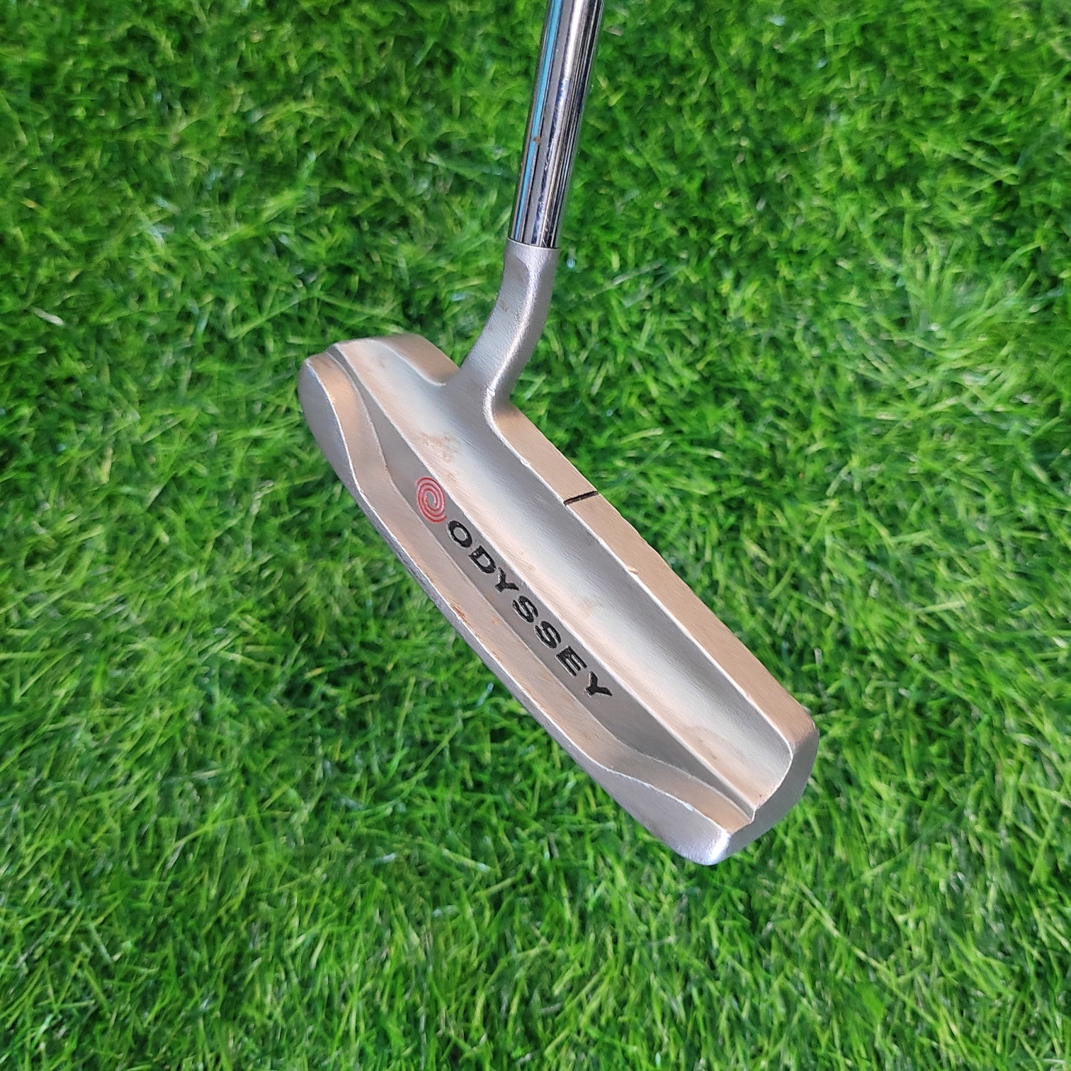 Odyssey Putter / Duel Force 664 / 35"