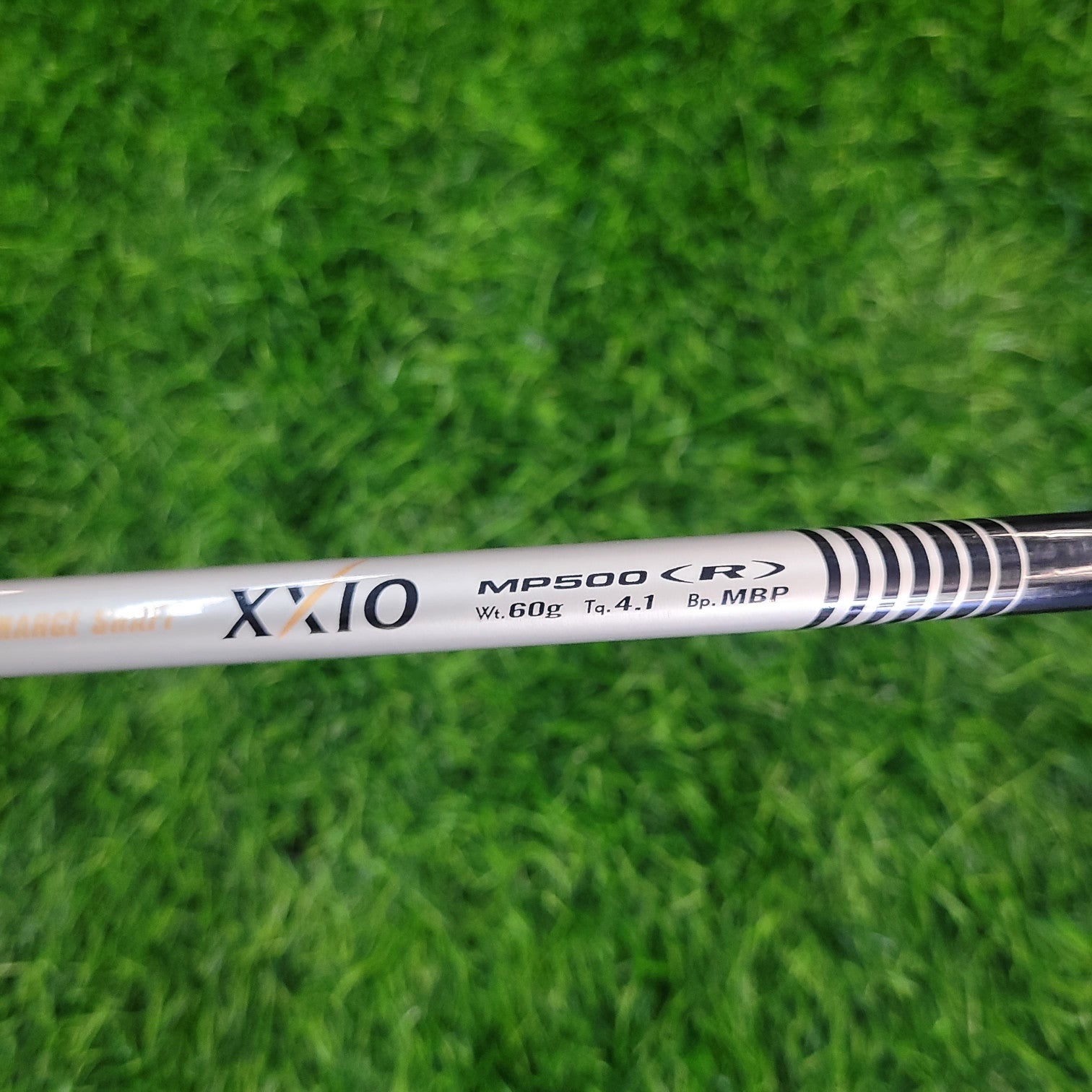 XXIO Etc / Single iorn #8 / R