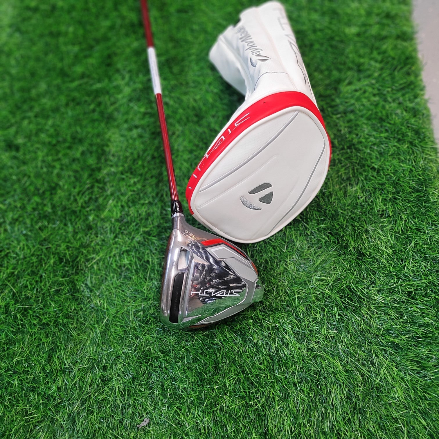 TaylorMade Driver / Stealth / 12.0 / Women