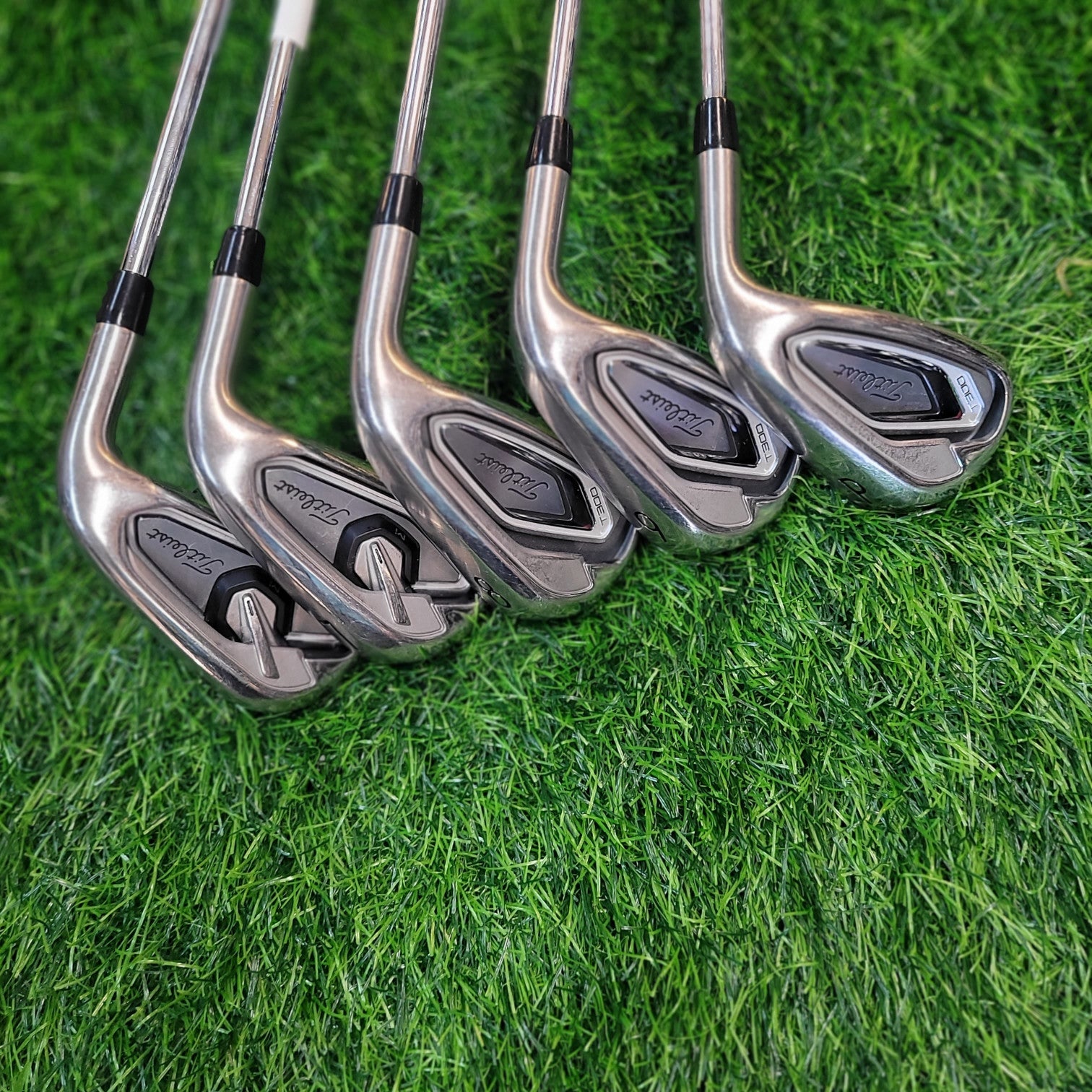 Titleist Iron Set / T300 / 5pcs / S