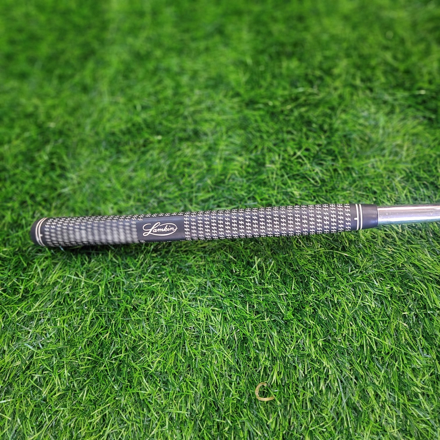 Odyssey Putter / WHITE HOT ROSSIE / 33"
