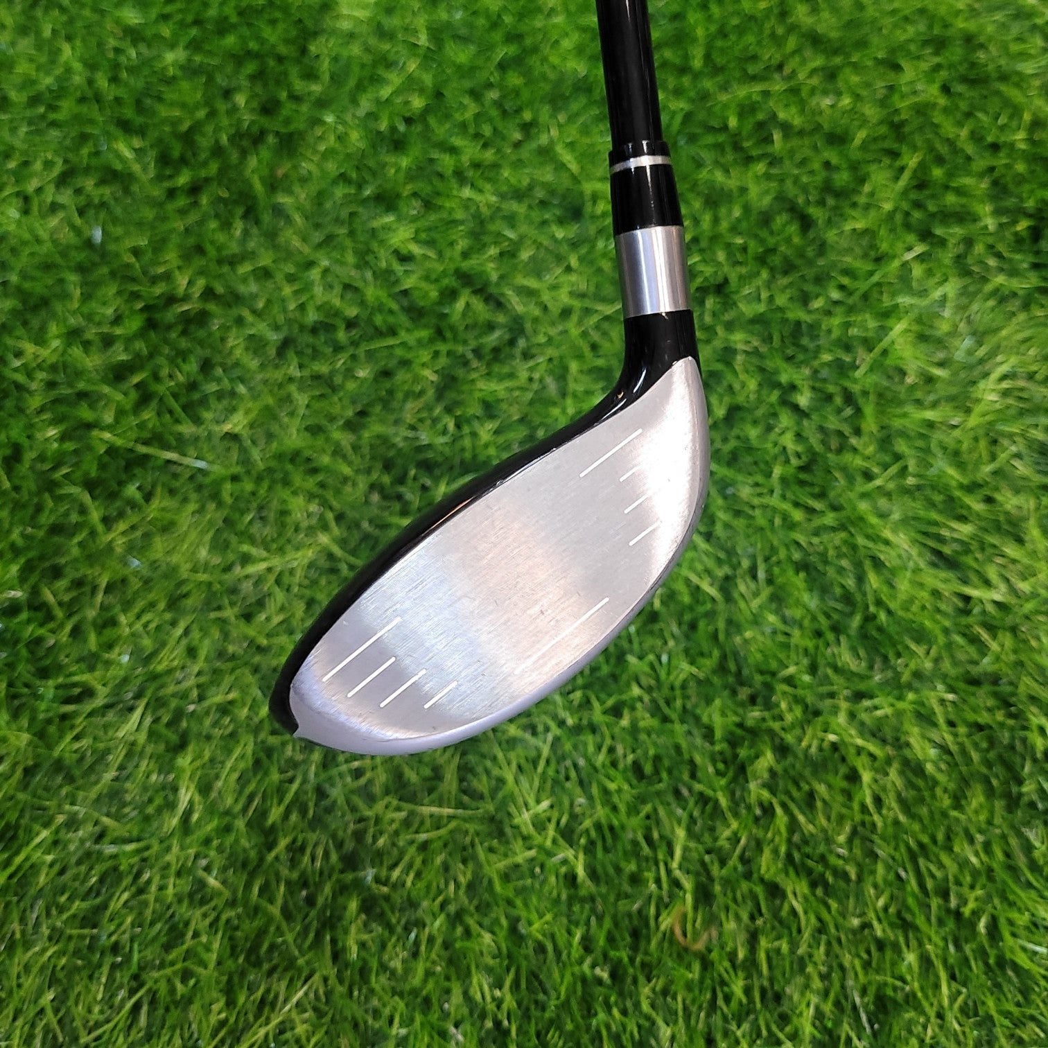HONMA Hybrid / TW XP-1 / 22.0° / R
