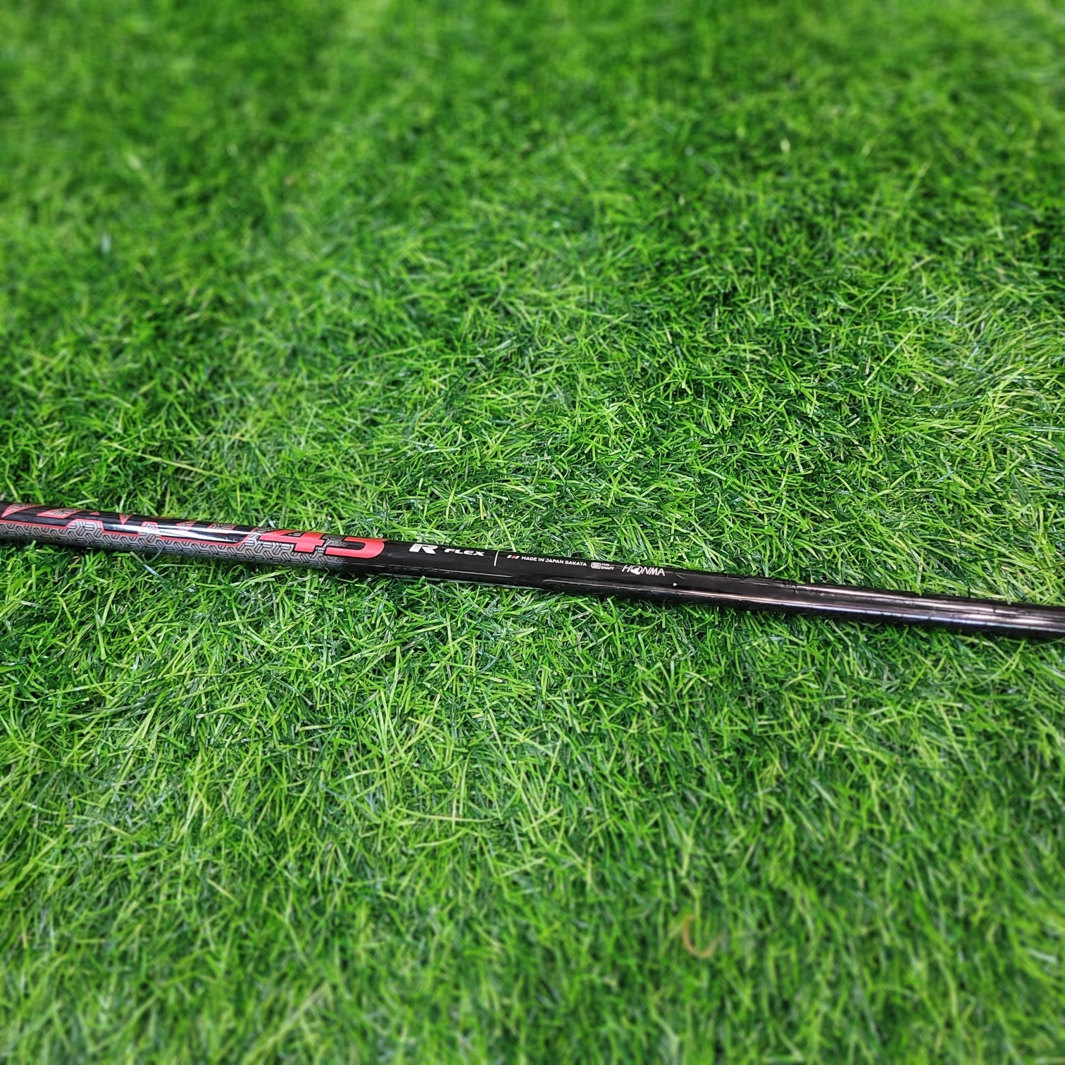 HONMA Hybrid / TW XP-1 / 22.0° / R