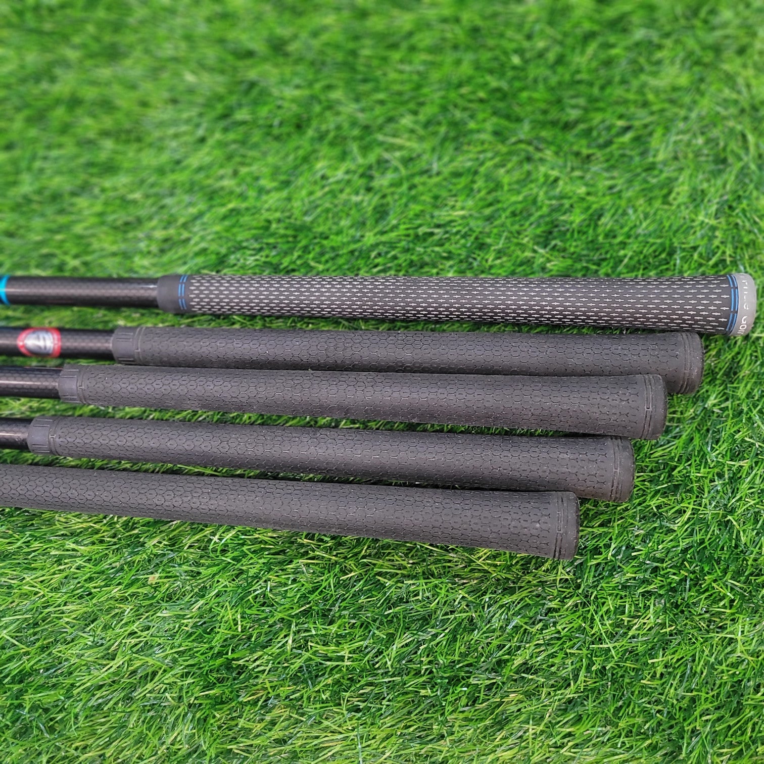 TaylorMade Iron Set / SIM MAXOS / 5 pcs / R