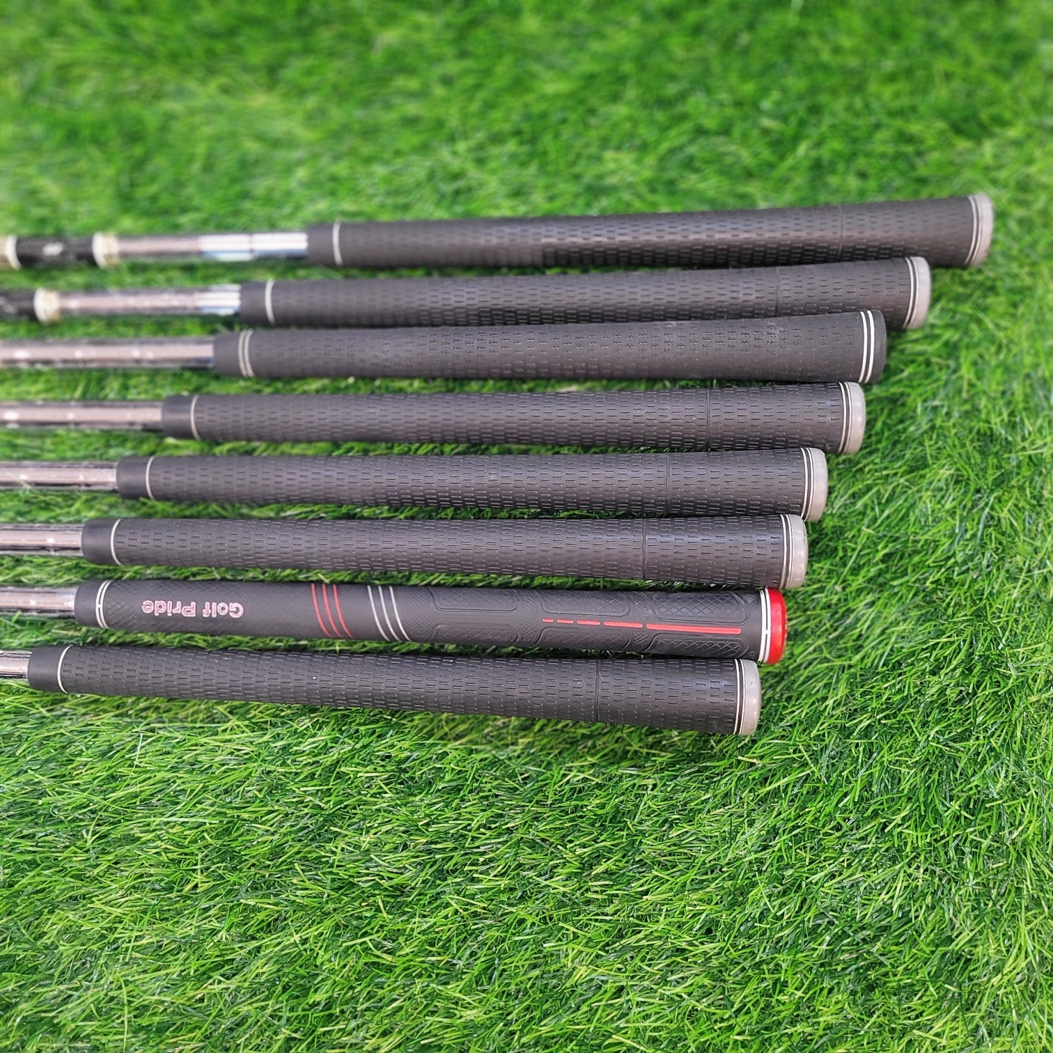 TaylorMade Iron Set / M2 / 8pcs / R