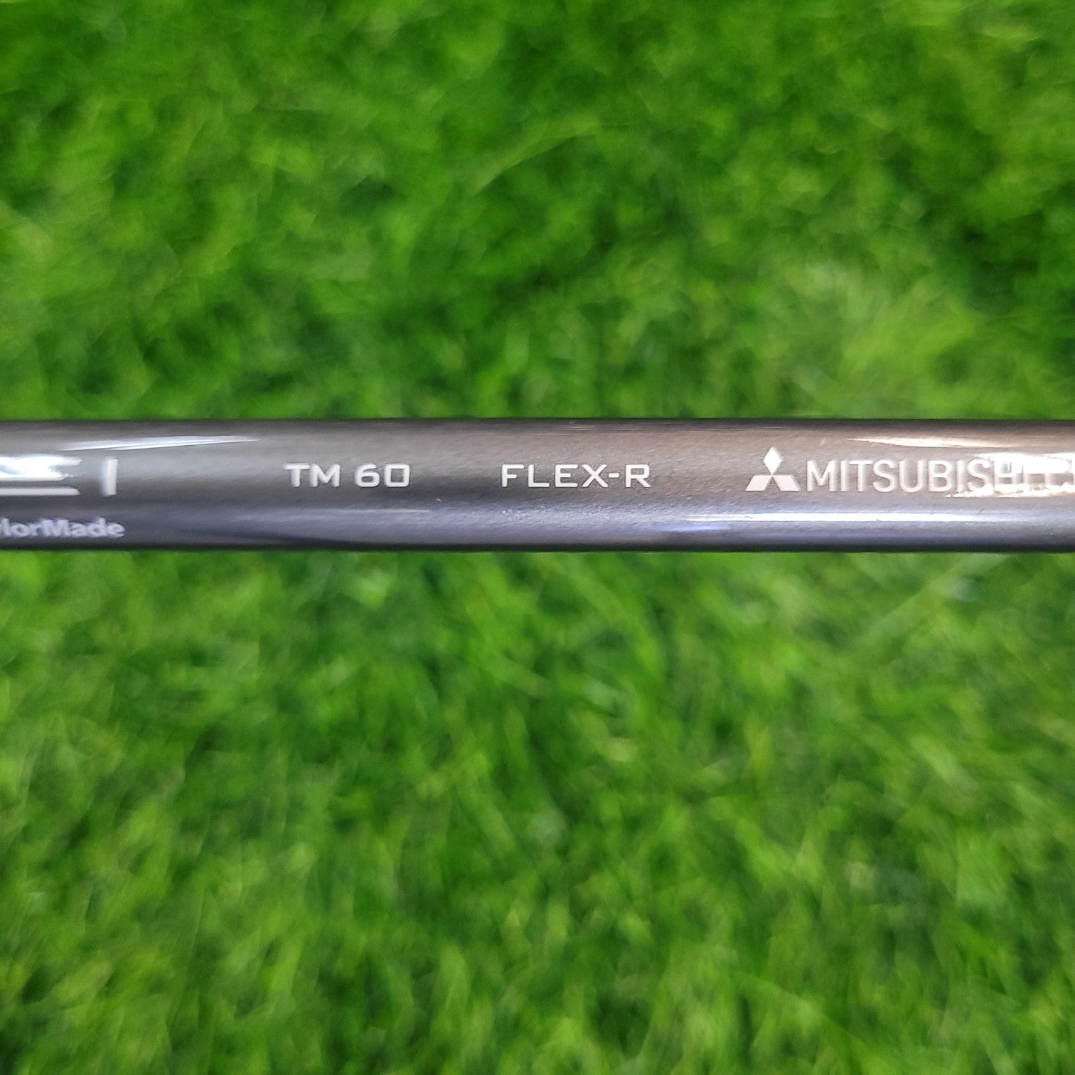 TaylorMade Iron Set / SIM Max / 5pcs / R