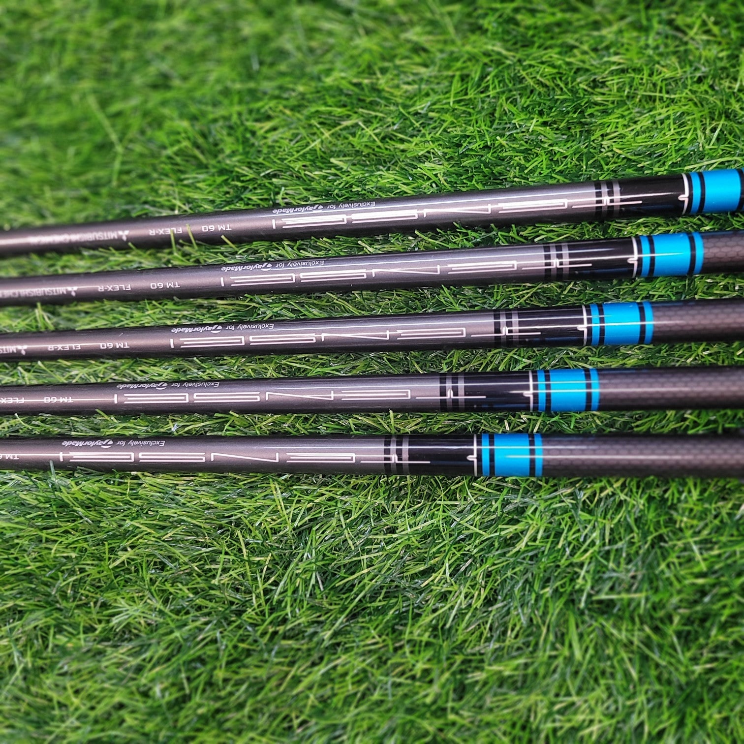 TaylorMade Iron Set / SIM Max / 5pcs / R