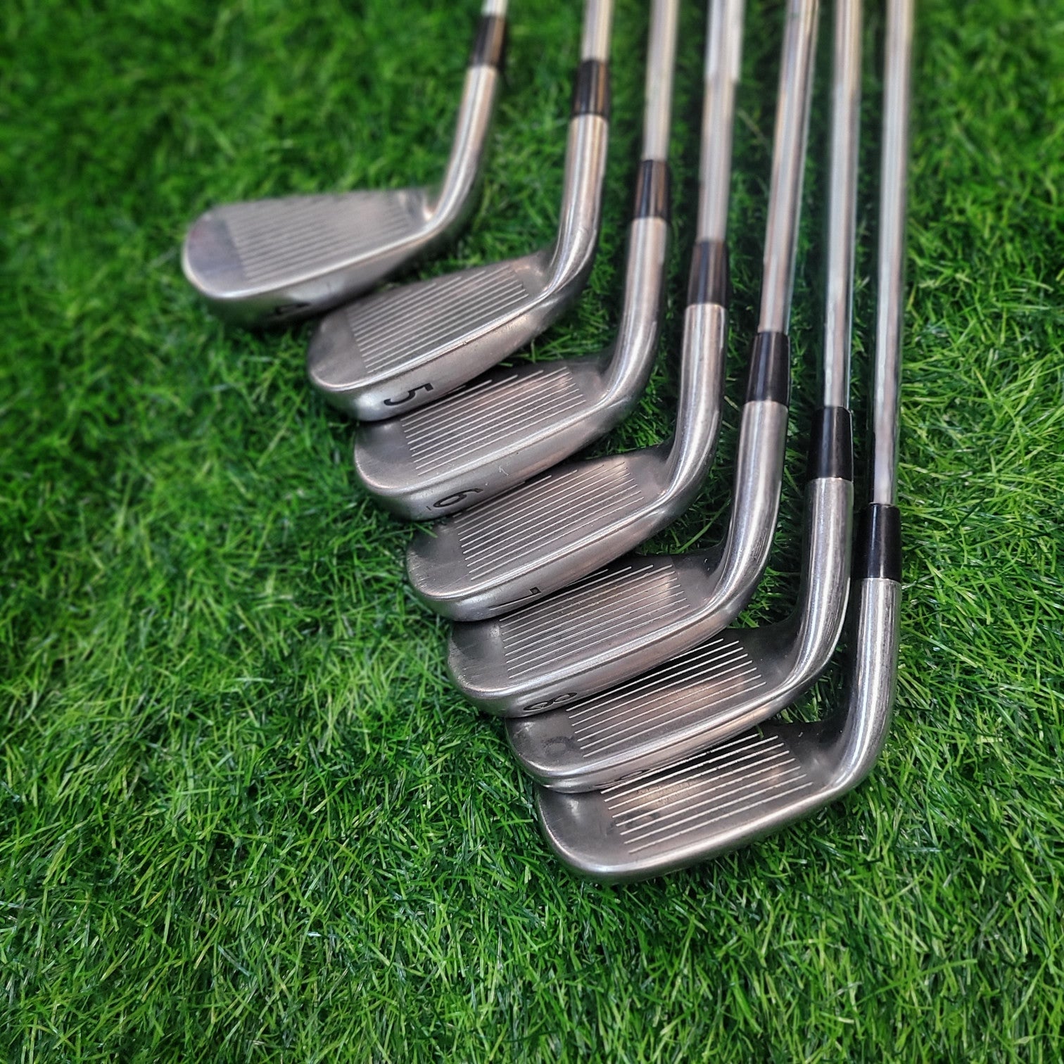 Titleist Iron Set / 712 AP1 / S