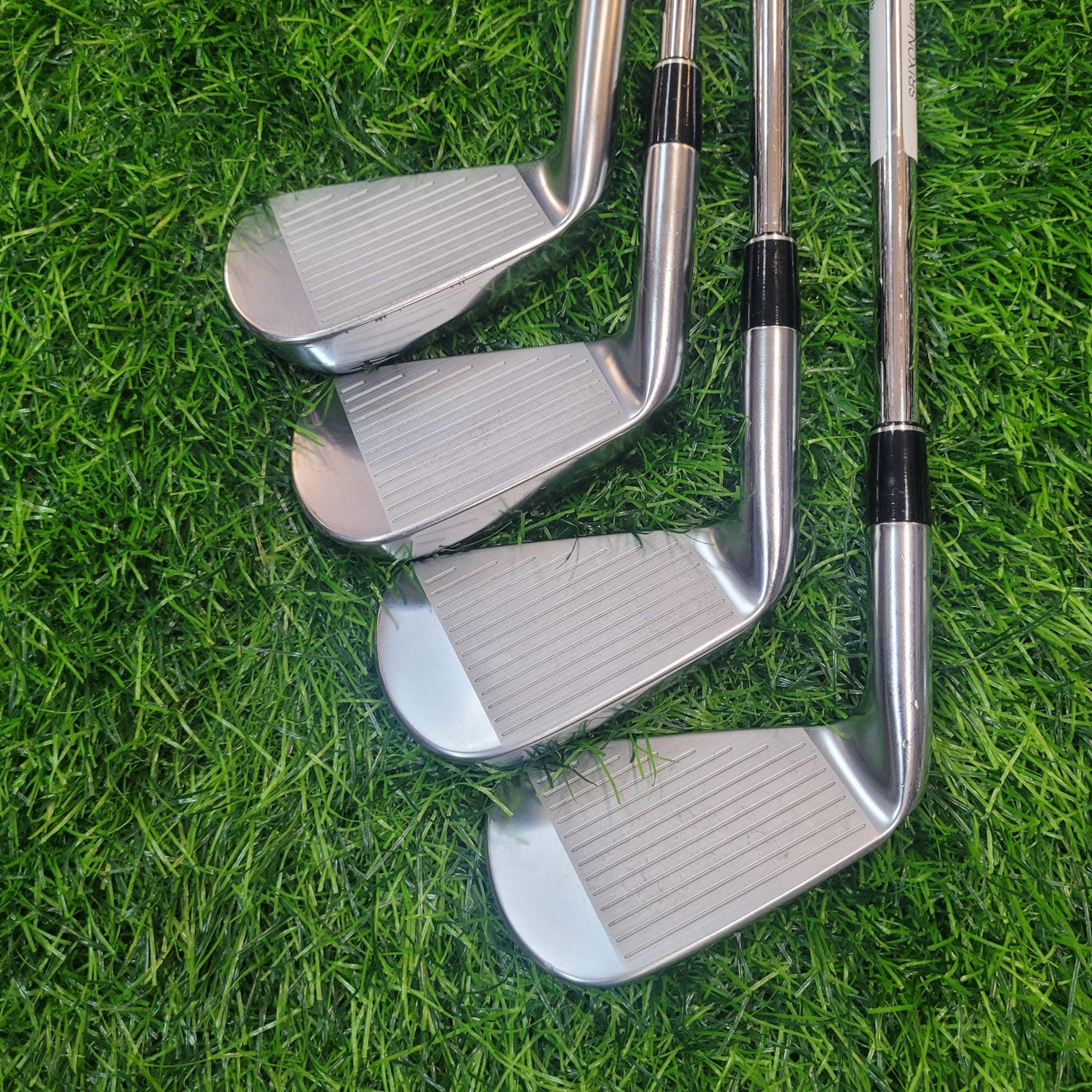 SRIXON Iron Set / ZX5 / 7 pcs / R