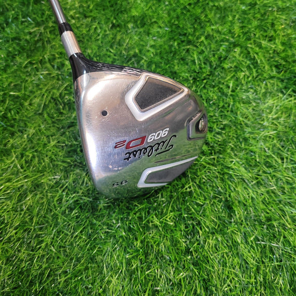 タイトリスト　Titleist ドライバー　909D2 9.5 タイトリスト 909D2 ドライバー (日本仕様)｜ゴルフクラブ名器大辞典