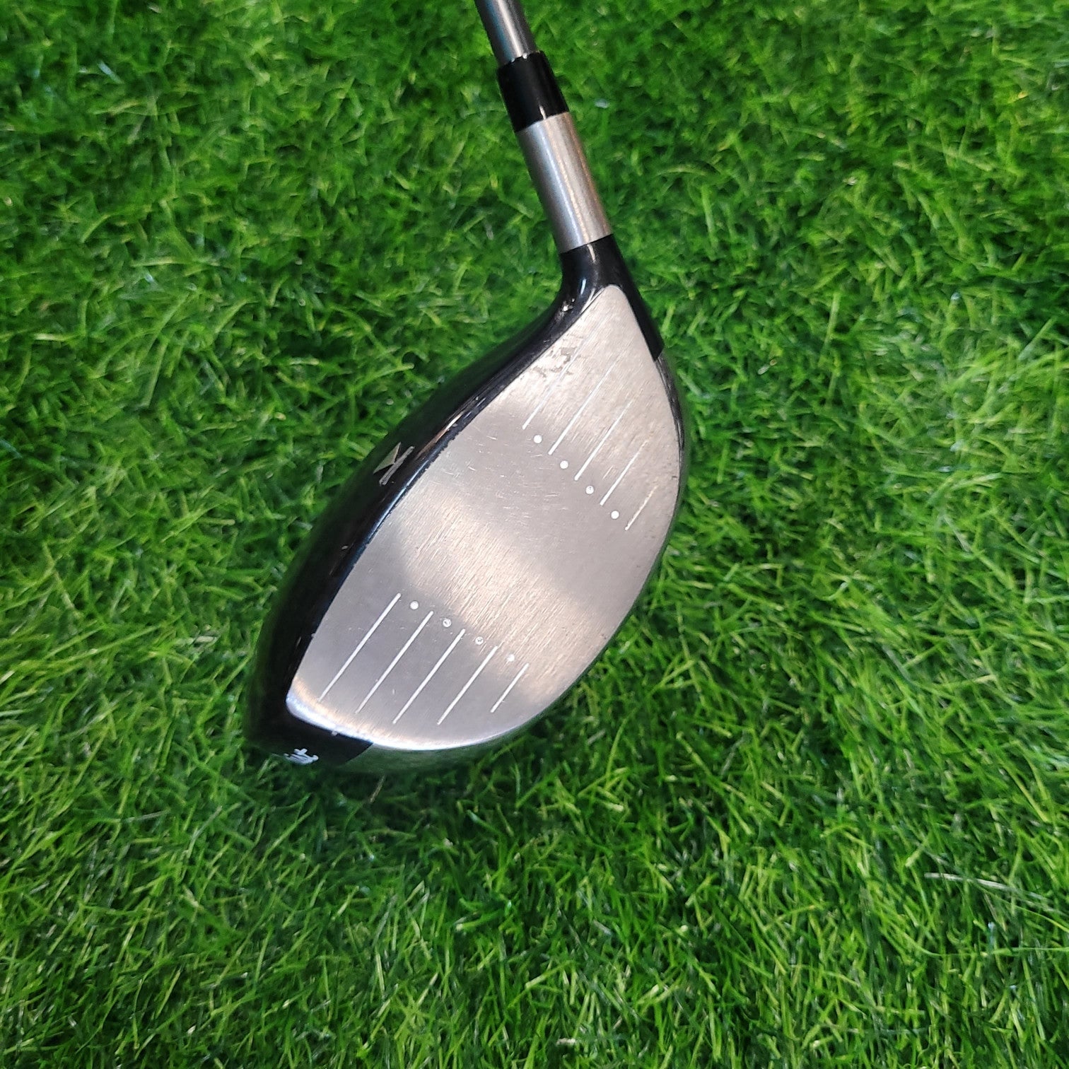 Titleist Driver / 909 D2 / 9.5 / R