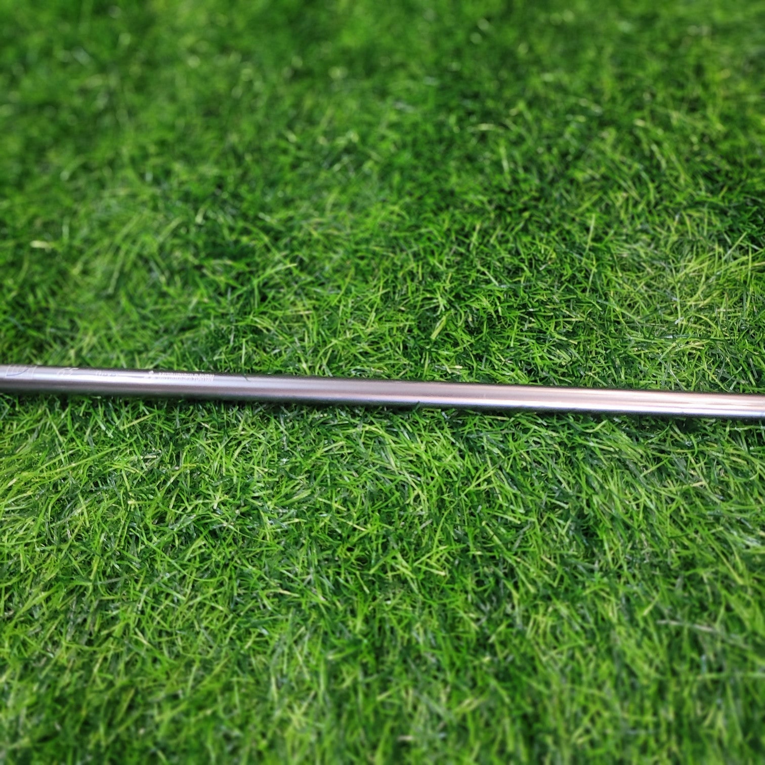Titleist Driver / 909 D2 / 9.5 / R