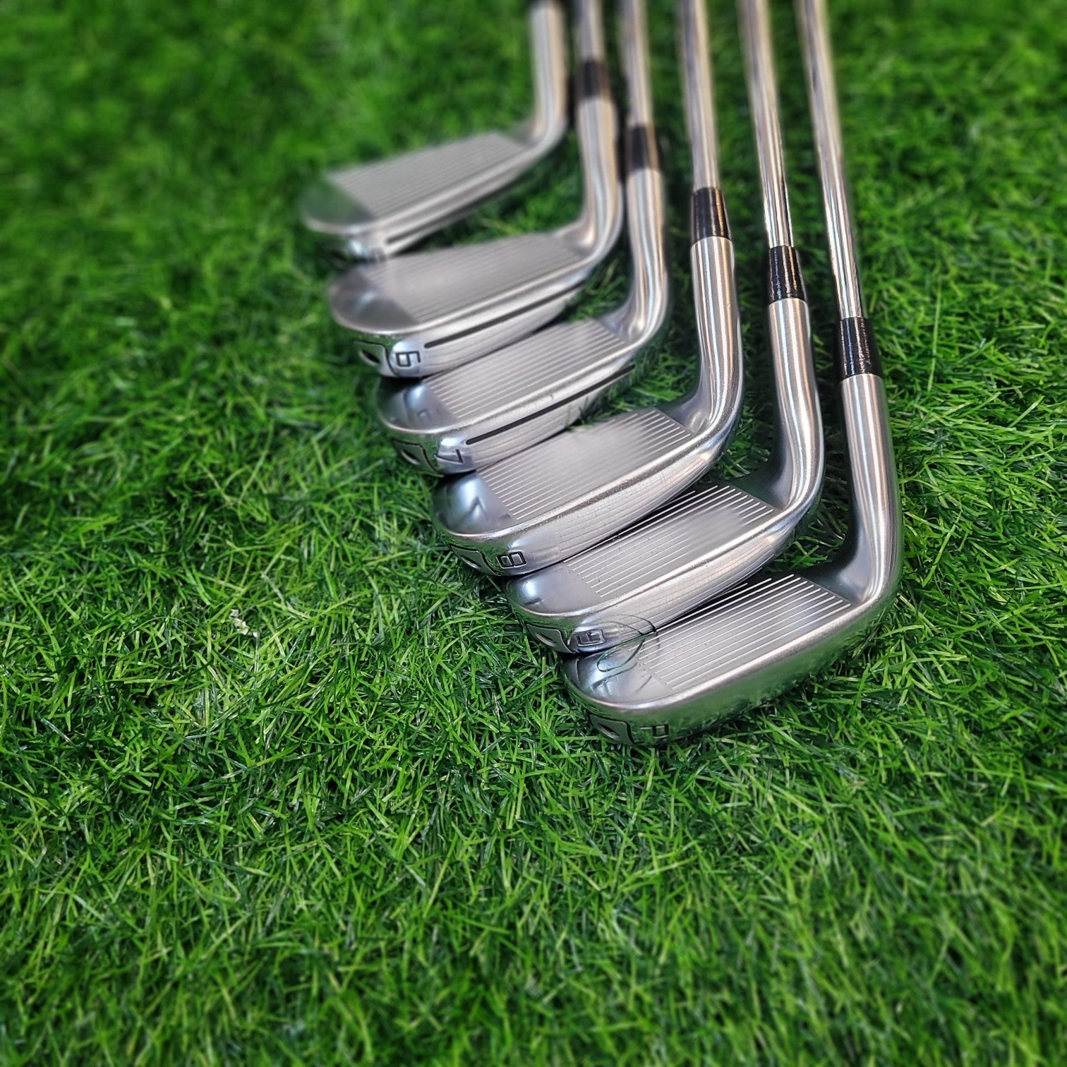 TaylorMade Iron Set / P790 (2019) / 6pcs / S