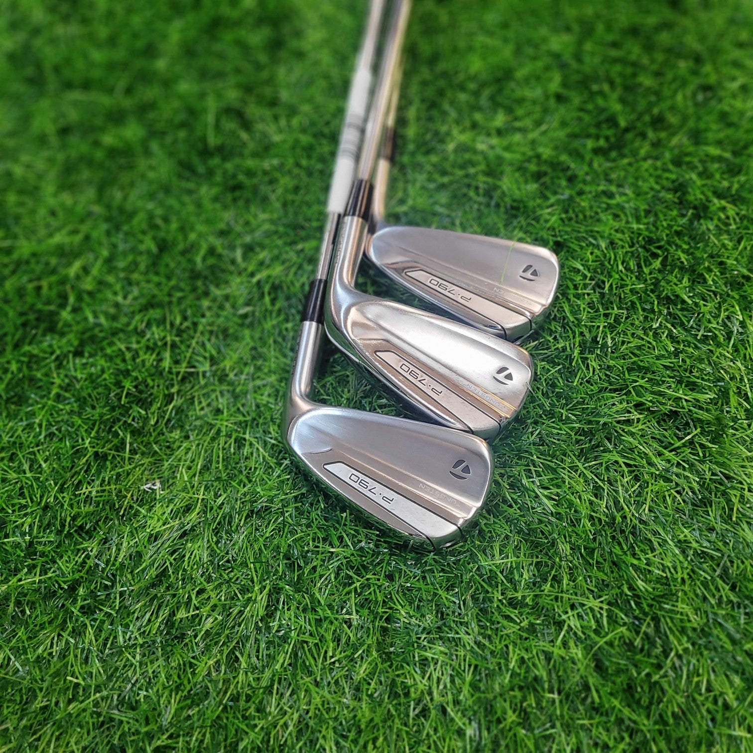 TaylorMade Iron Set / P790 (2019) / 6pcs / S