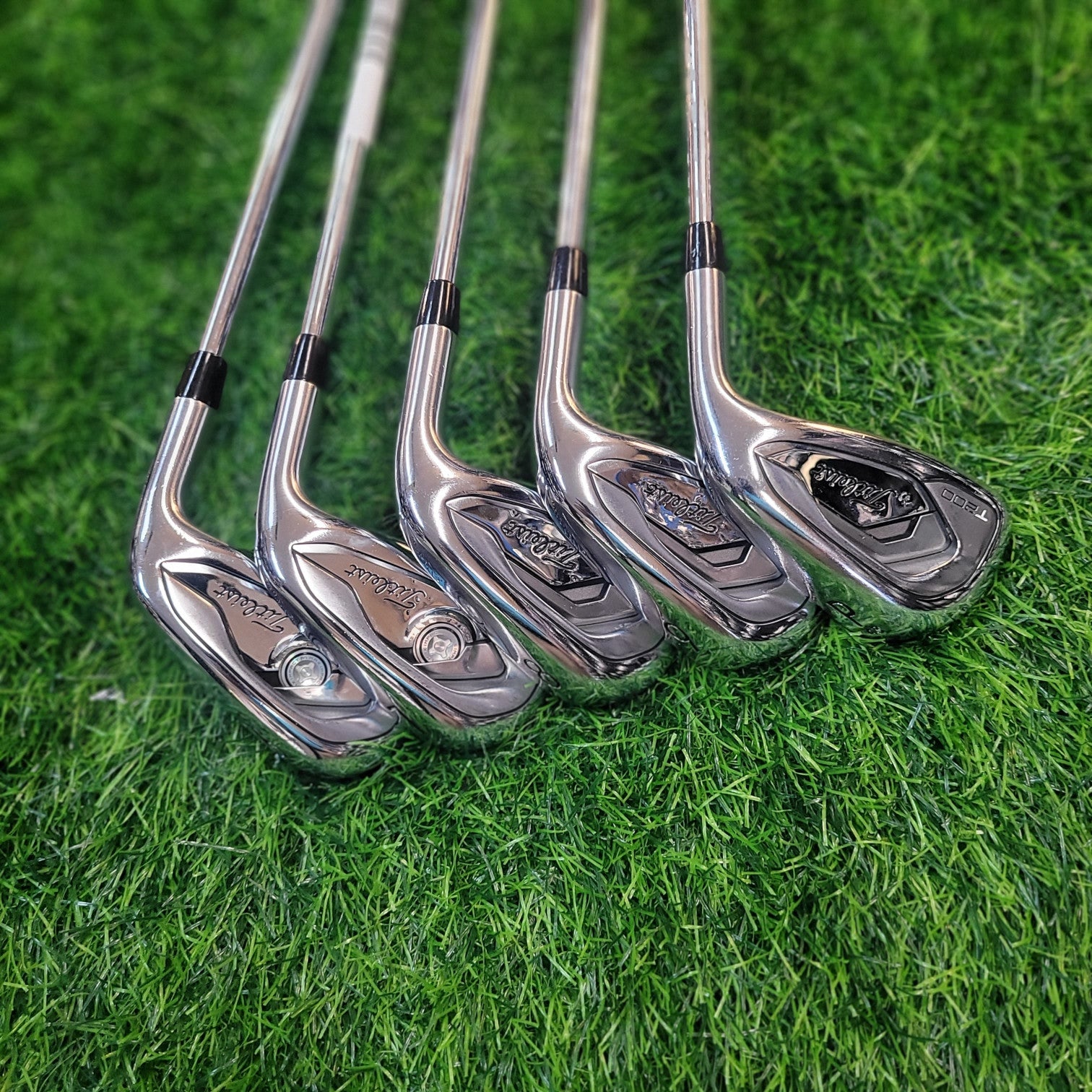 Titleist Iron Set / T200 / 5pcs / R