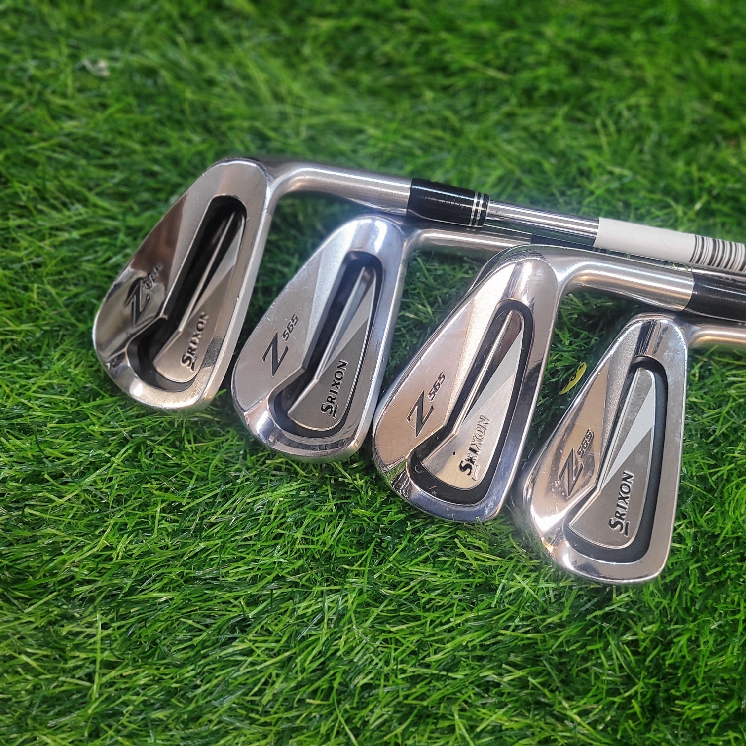 SRIXON Iron Set / Z565 / 8 pcs / S (Long)
