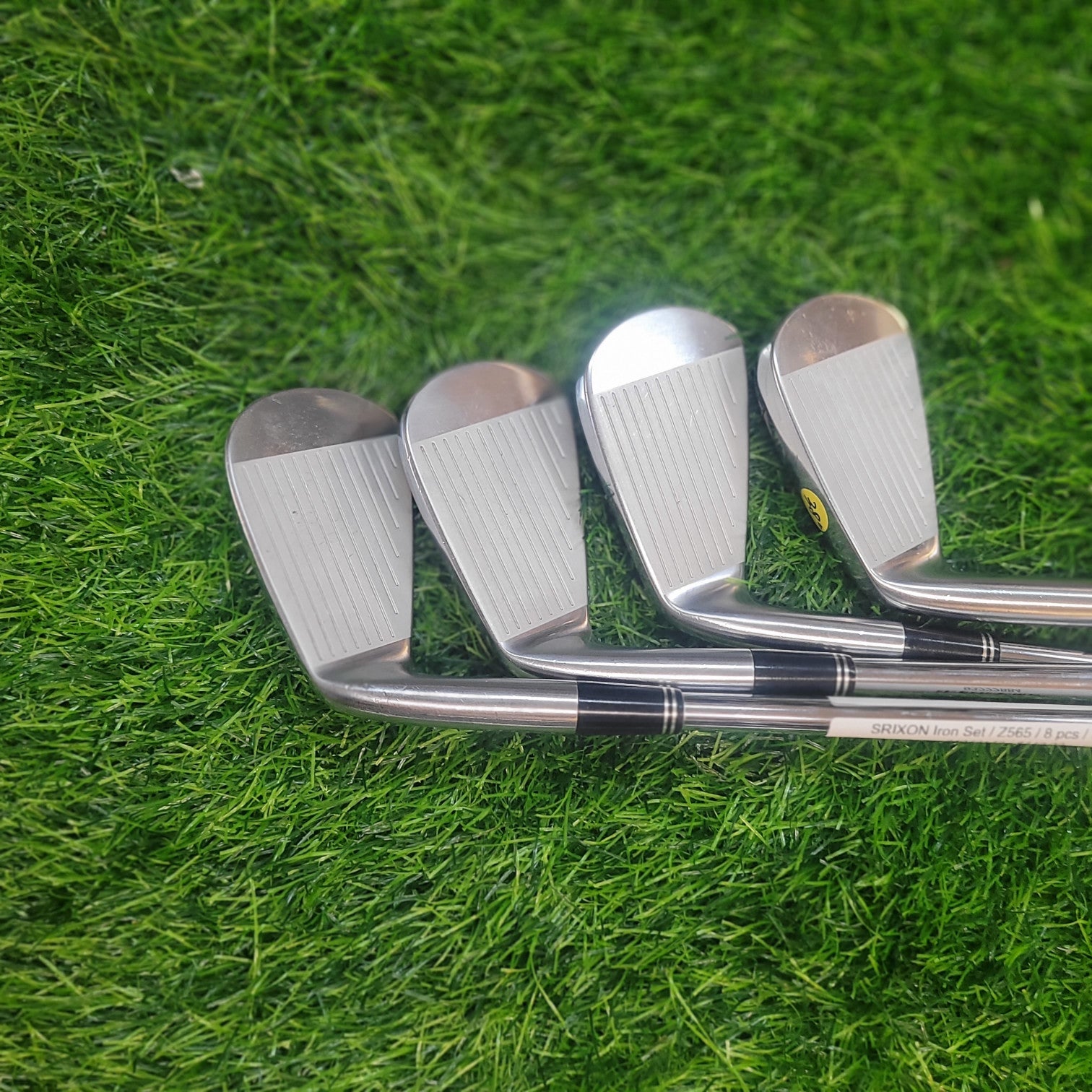 SRIXON Iron Set / Z565 / 8 pcs / S (Long)