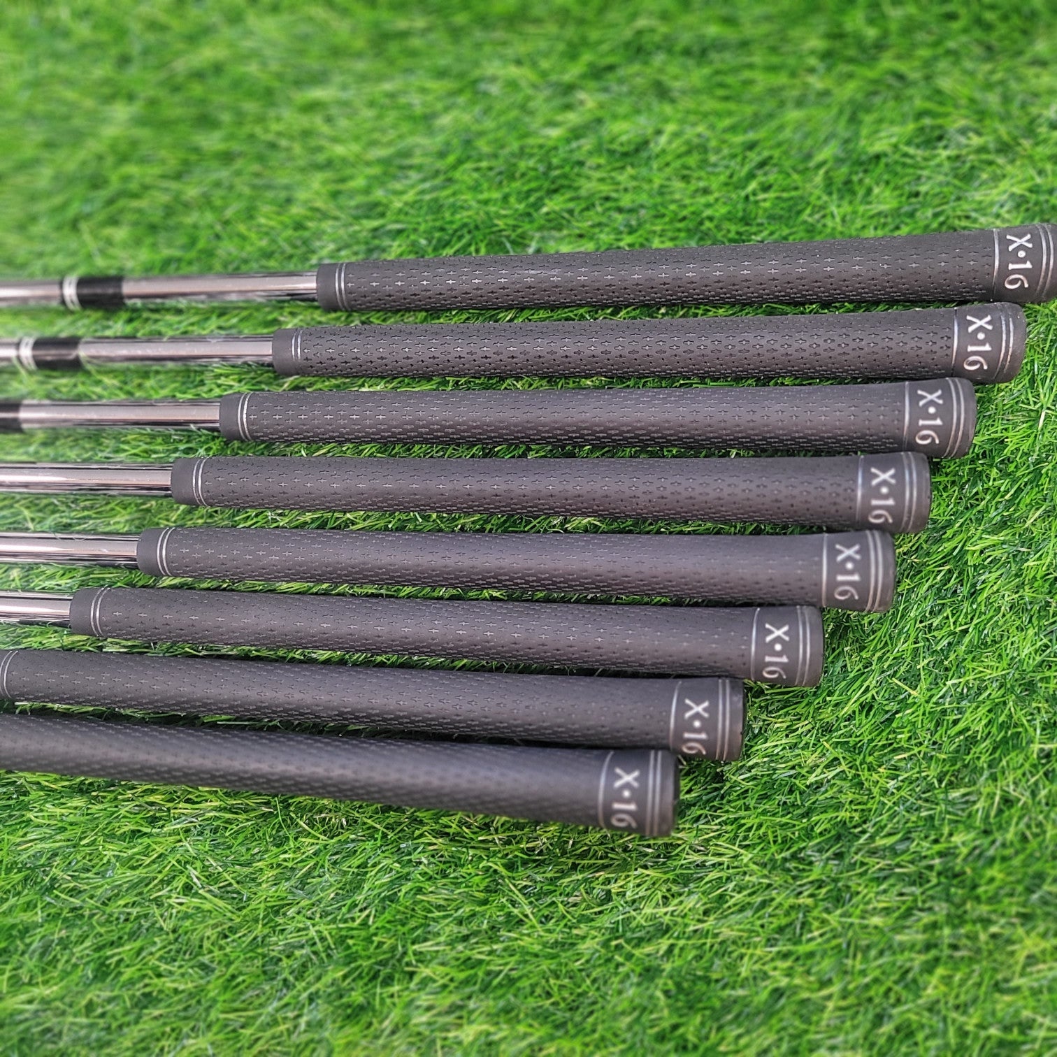 Callaway Iron Set / Steel Head X16 / 8pcs / UNI