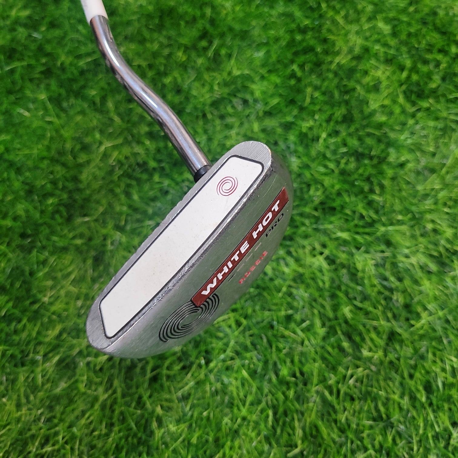 Odyssey Putter / White Hot Pro Rossie / 34"
