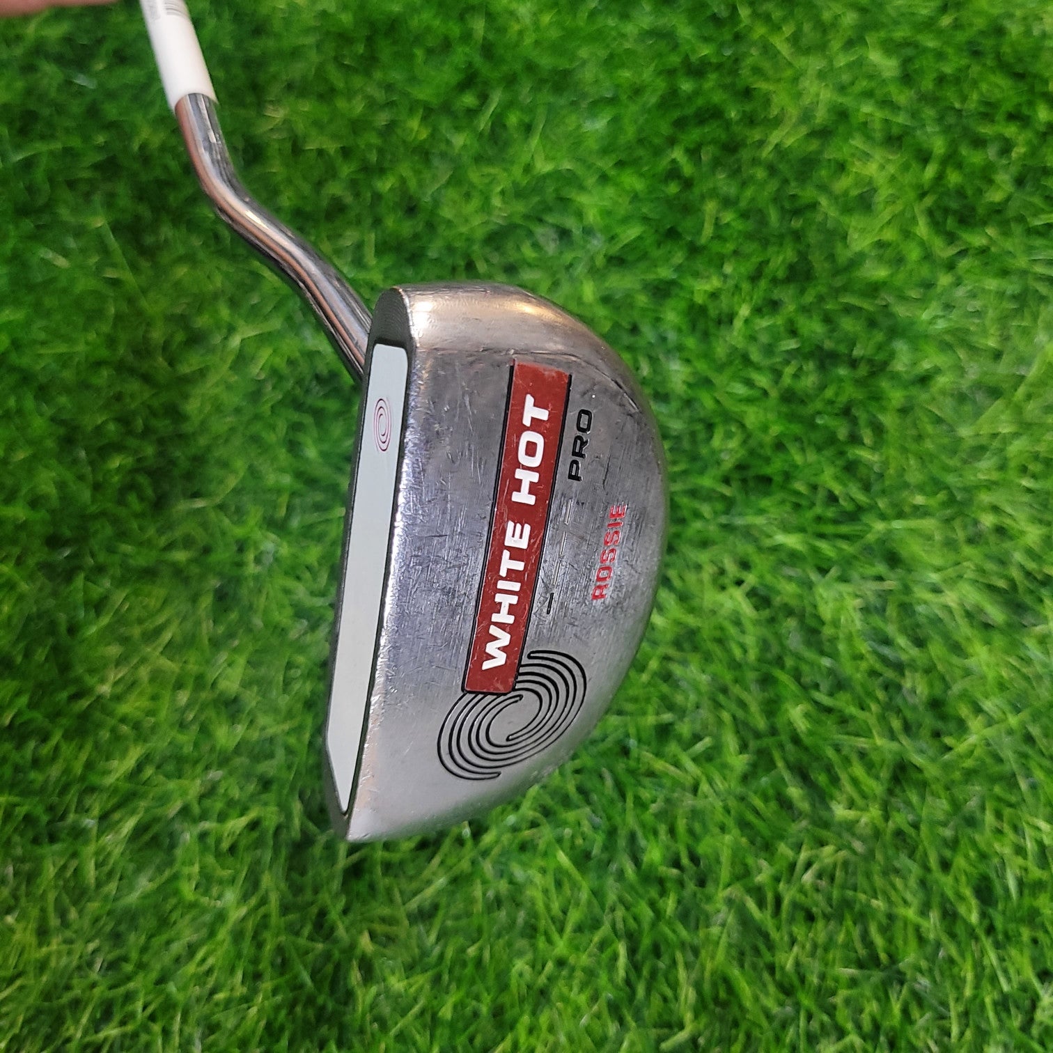 Odyssey Putter / White Hot Pro Rossie / 34"