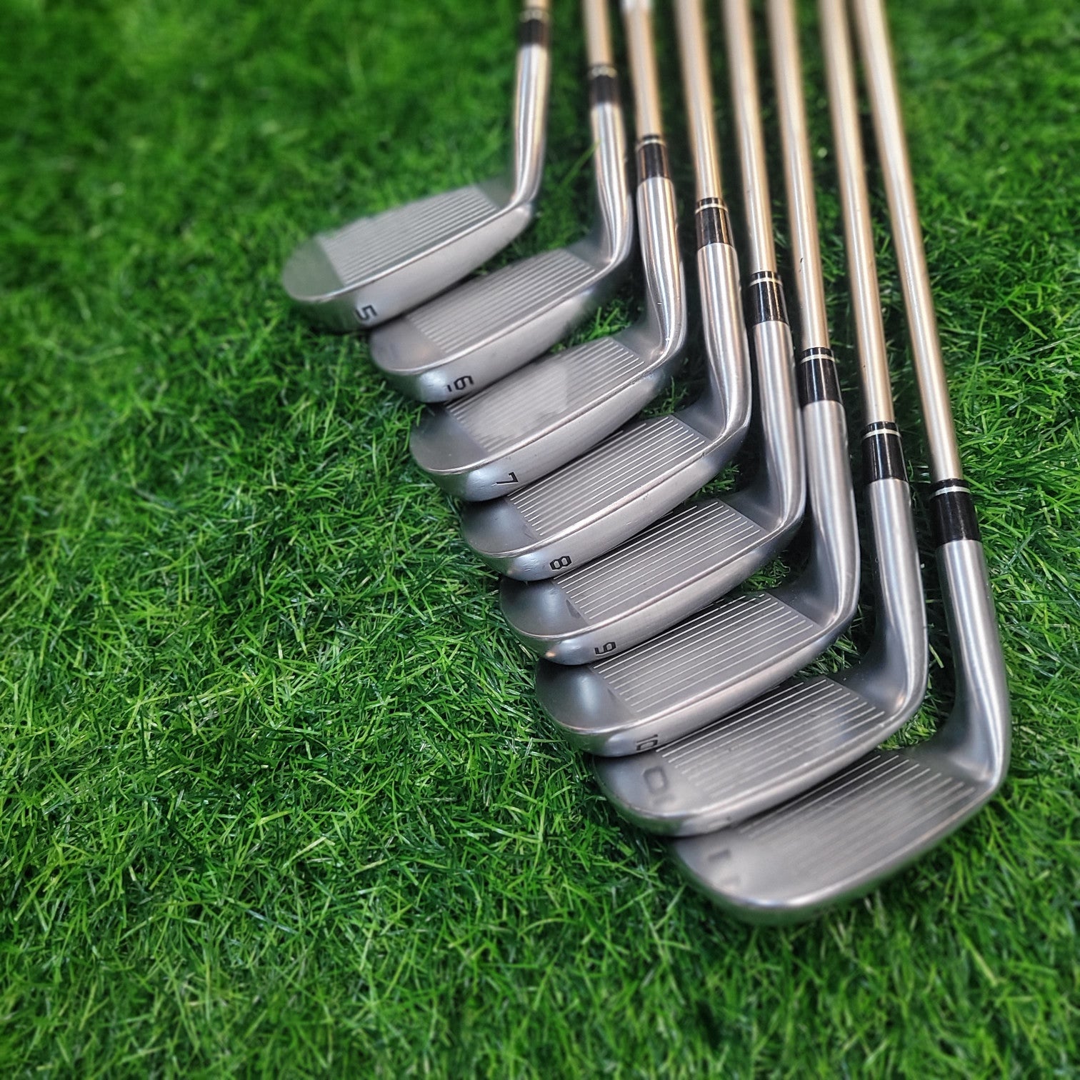 Honma Iron Set / TW727P FORGED  /8pcs / R