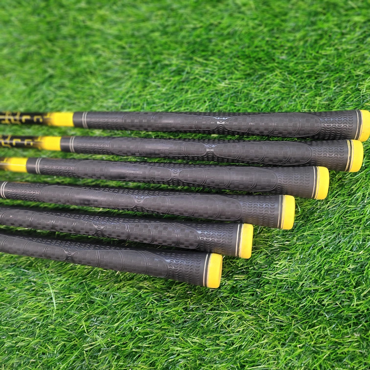 Honma Iron Set / Be ZEAL 525 / 6pcs / R