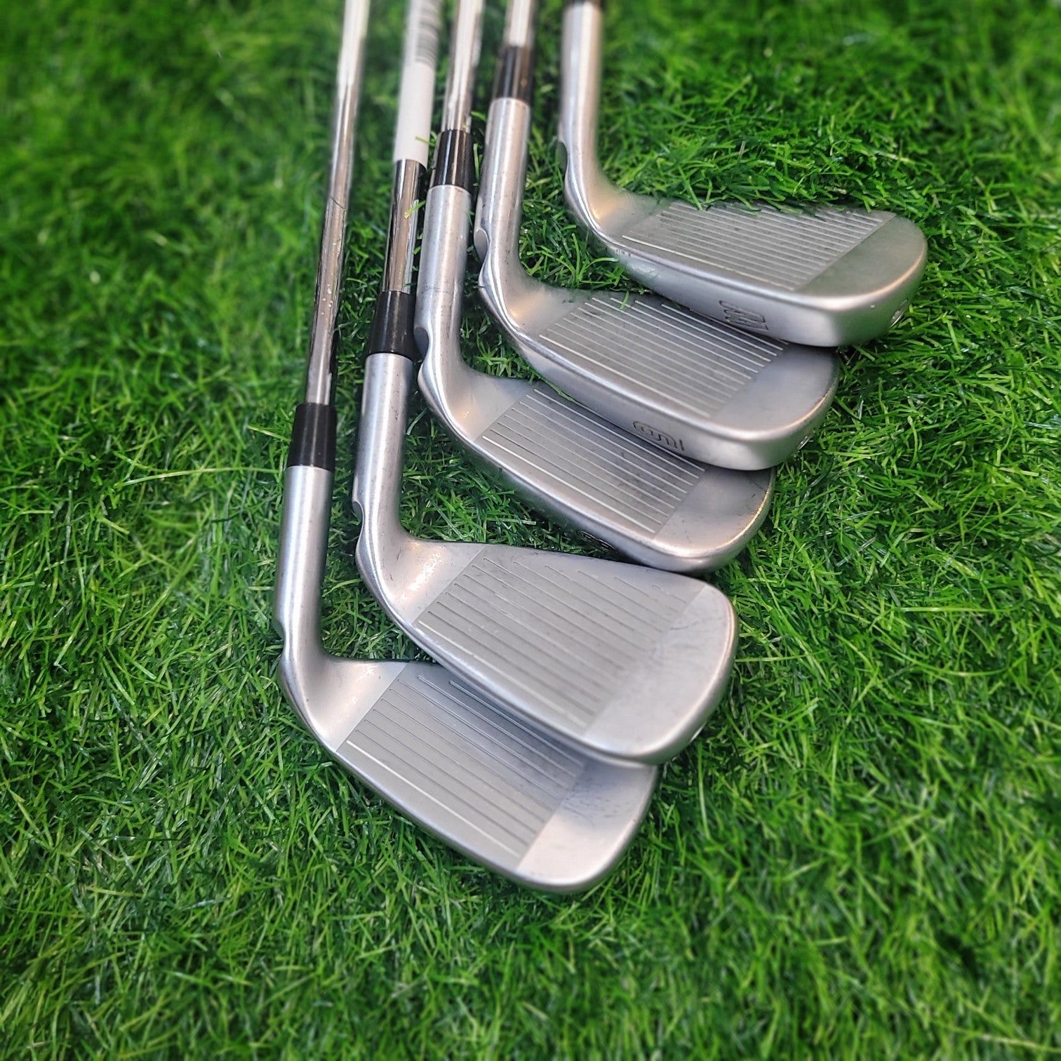 PING Iron Set / G700 / 5pcs / Lefty / R