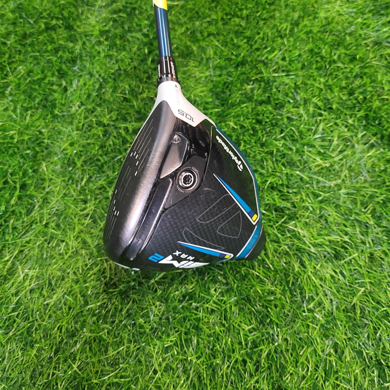 TaylorMade Driver / SIM2 Max / 10.5 / R