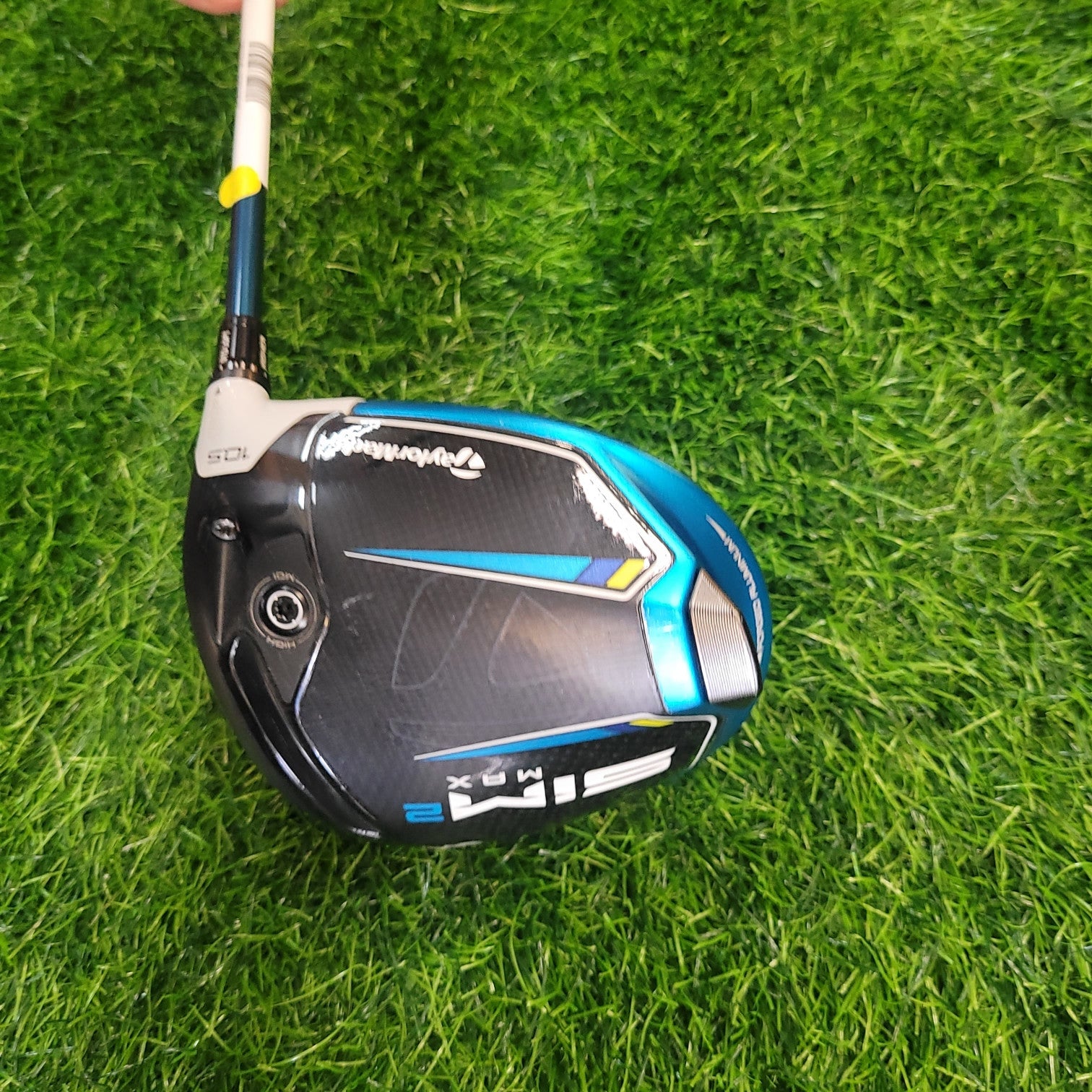 TaylorMade Driver / SIM2 Max / 10.5 / R