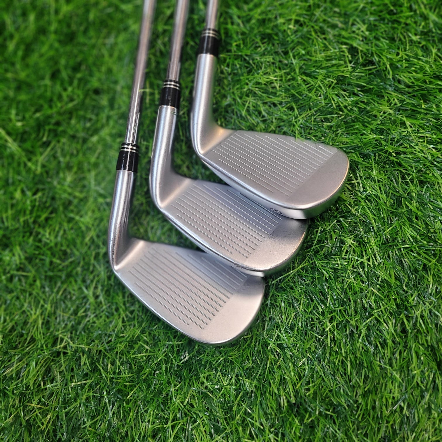 TaylorMade Iron Set / R9 MAX / 5pcs / Lefty / R