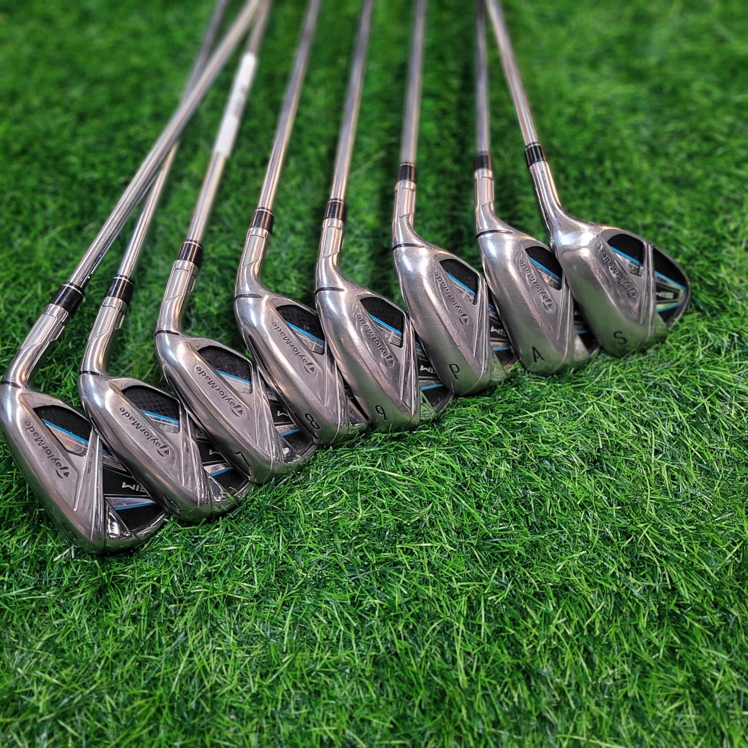 TaylorMade Iron Set / SIM MAX / 8pcs / R