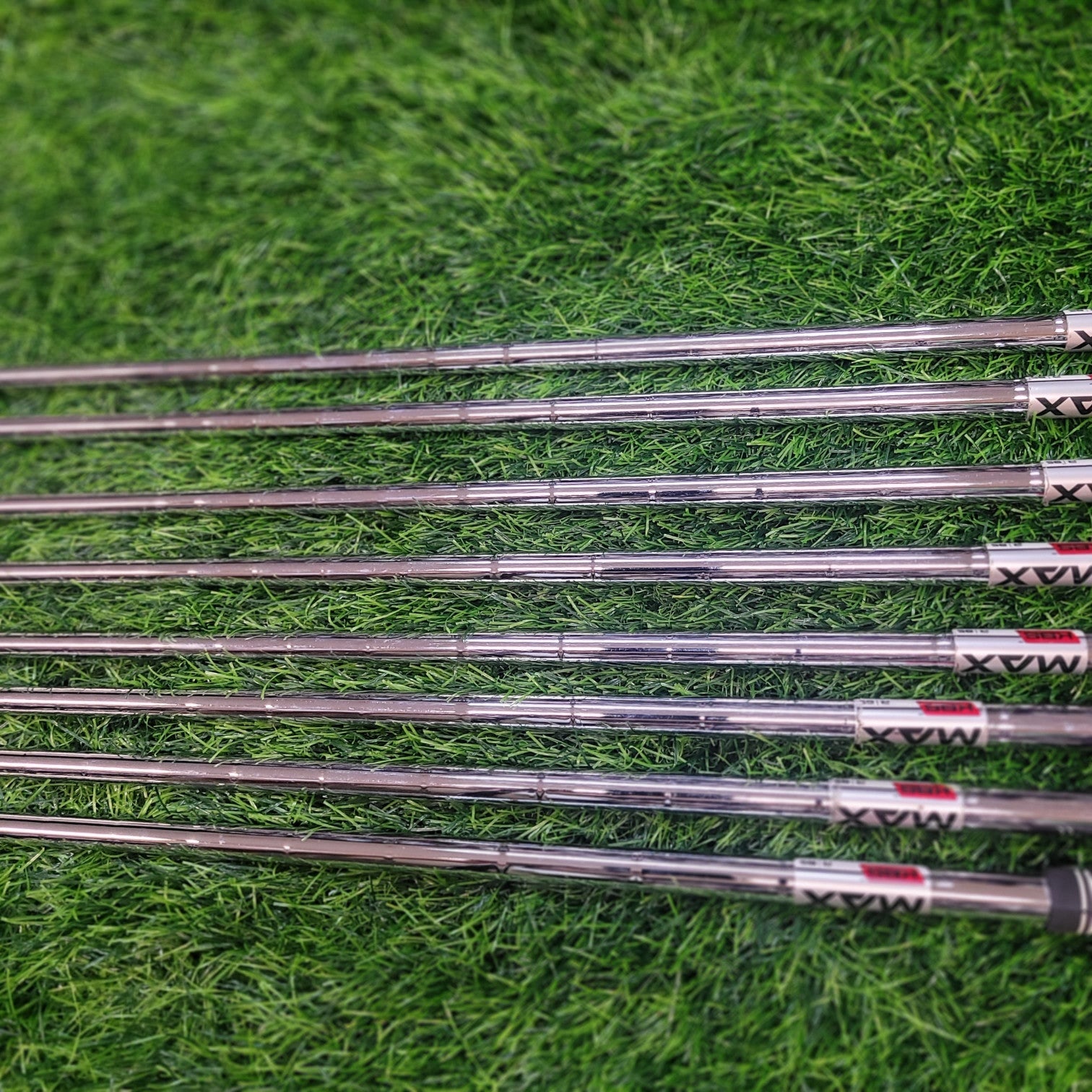 TaylorMade Iron Set / SIM MAX / 8pcs / R