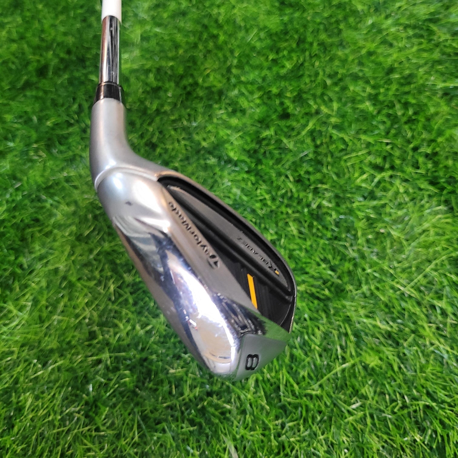 TaylorMade Etc / #8 Single Iron / R