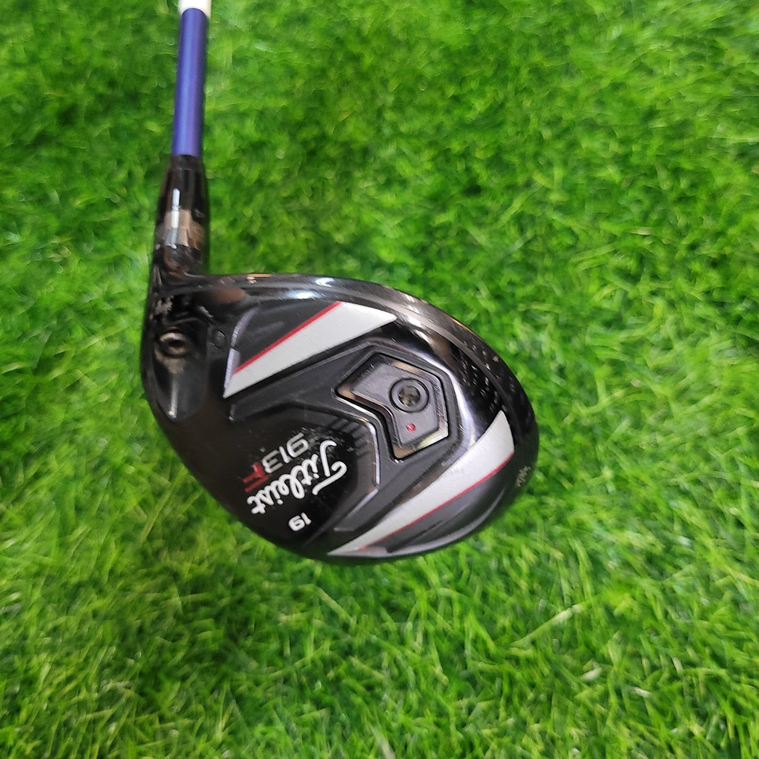 Titleist Wood / 913 F / 5W / 19.0 / S