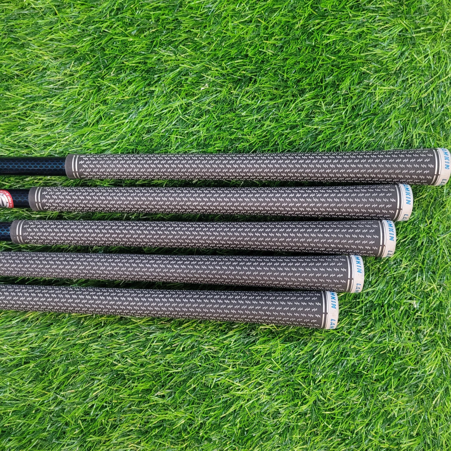 TaylorMade Iron Set / SIM2 MAXOS / 5pcs / R
