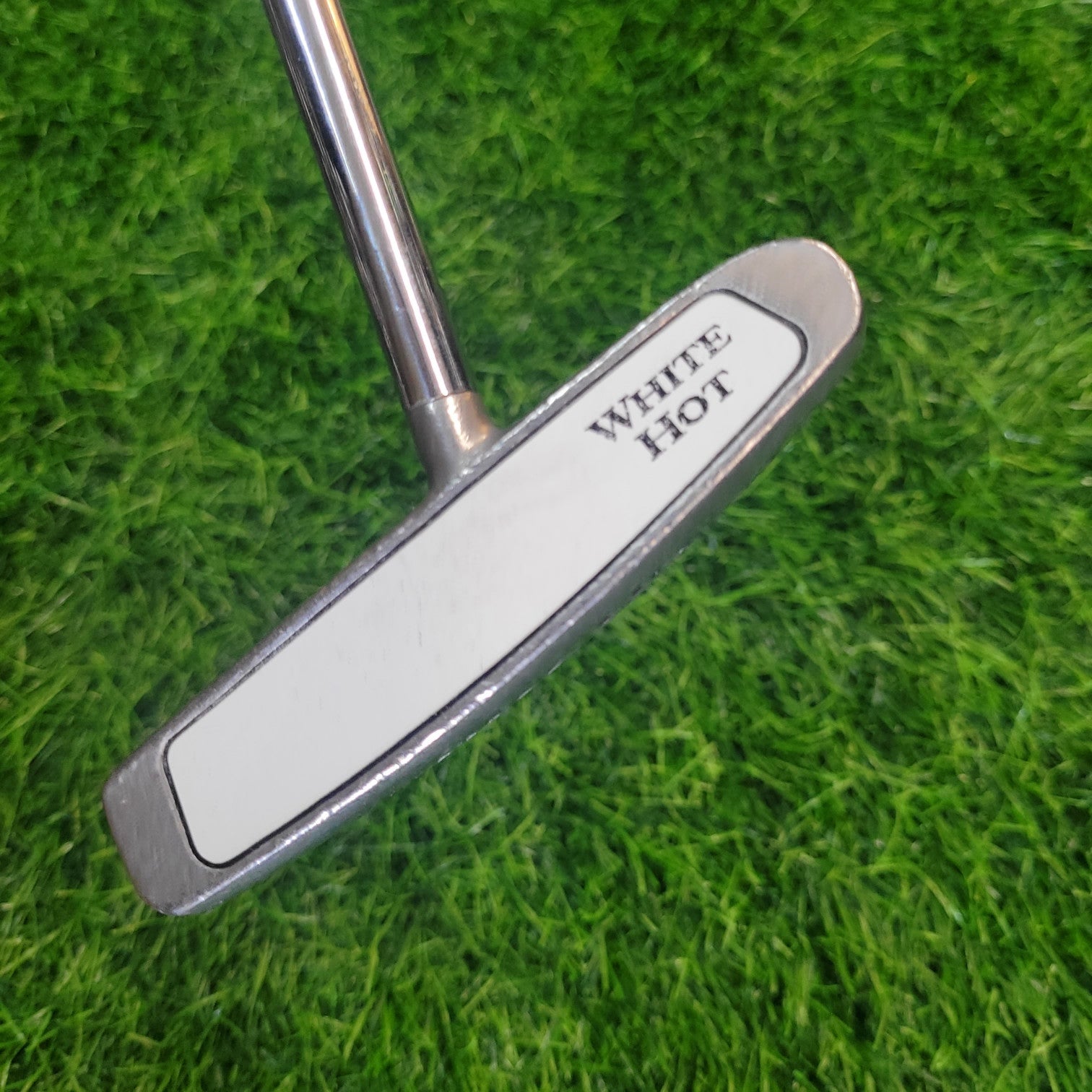 Odyssey Putter / White Hot # 2 / 34"